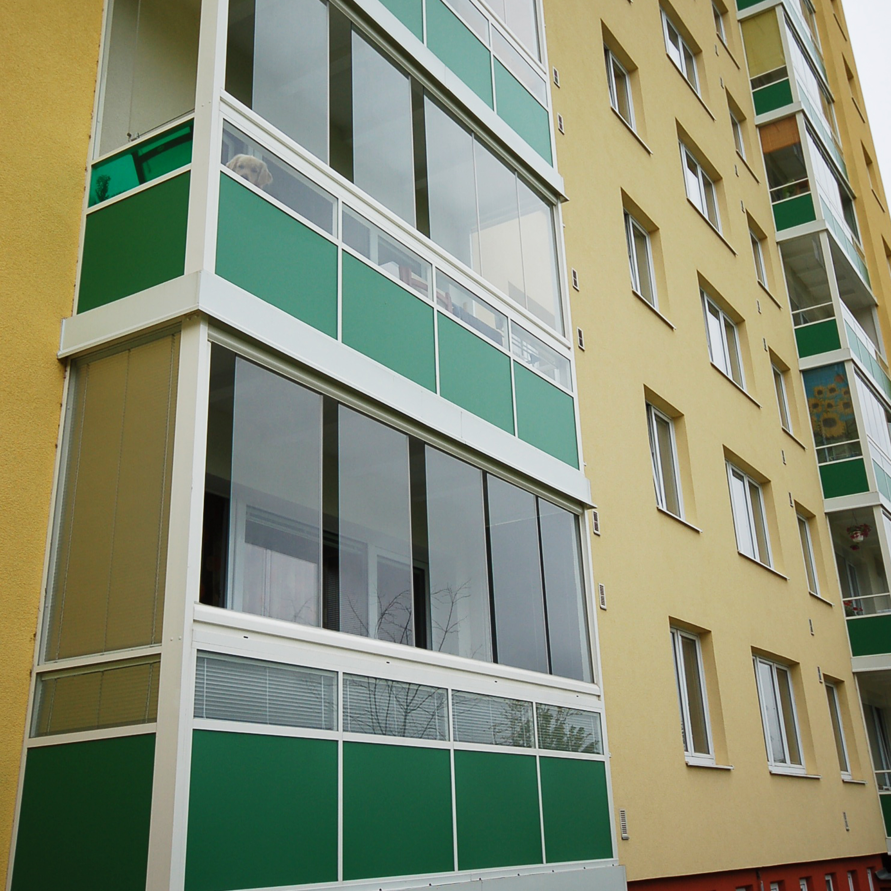 Zasklívání lodžií CABAL Moravia s.r.o foto 2