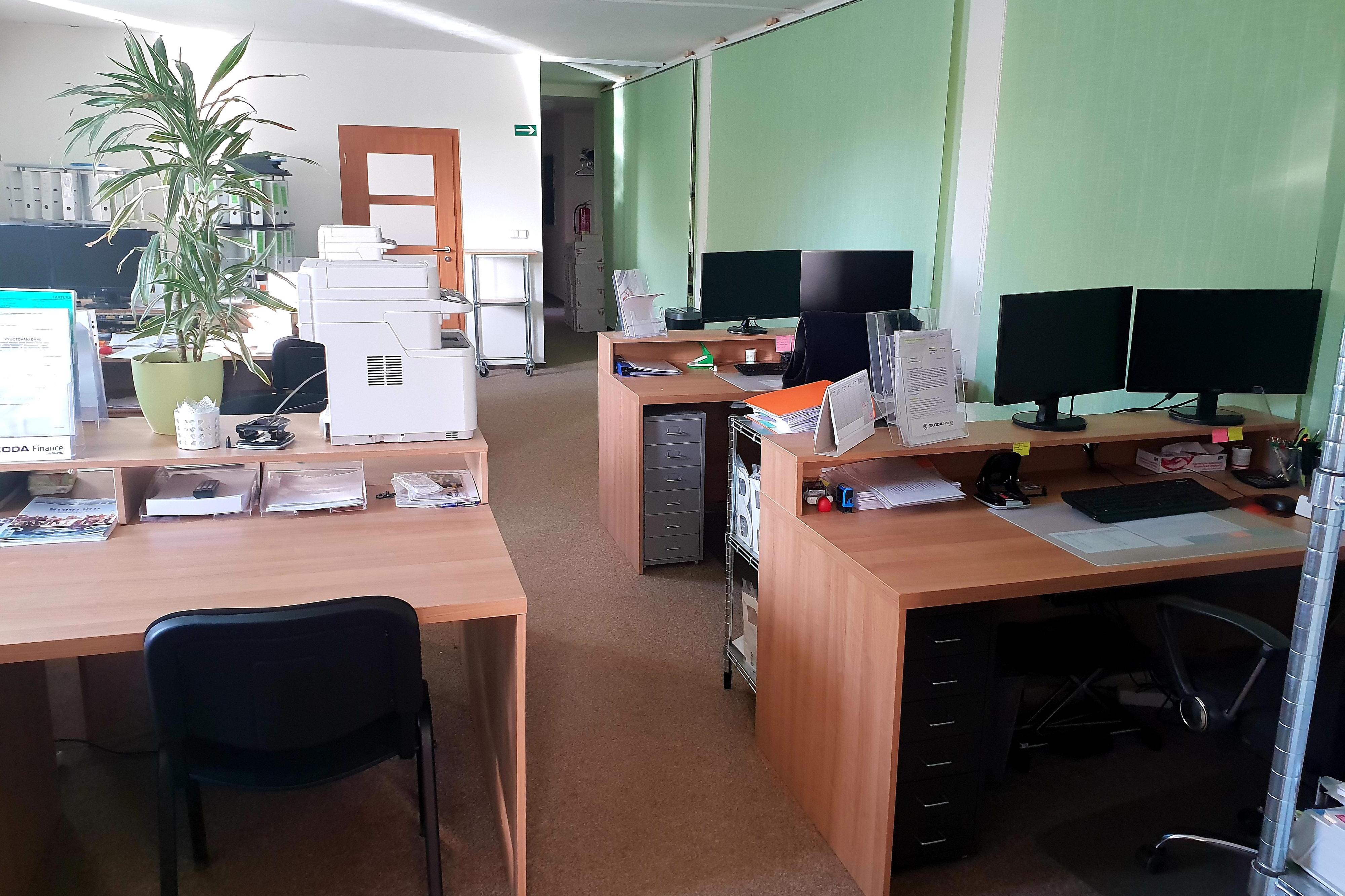 Kompletní kancelář
