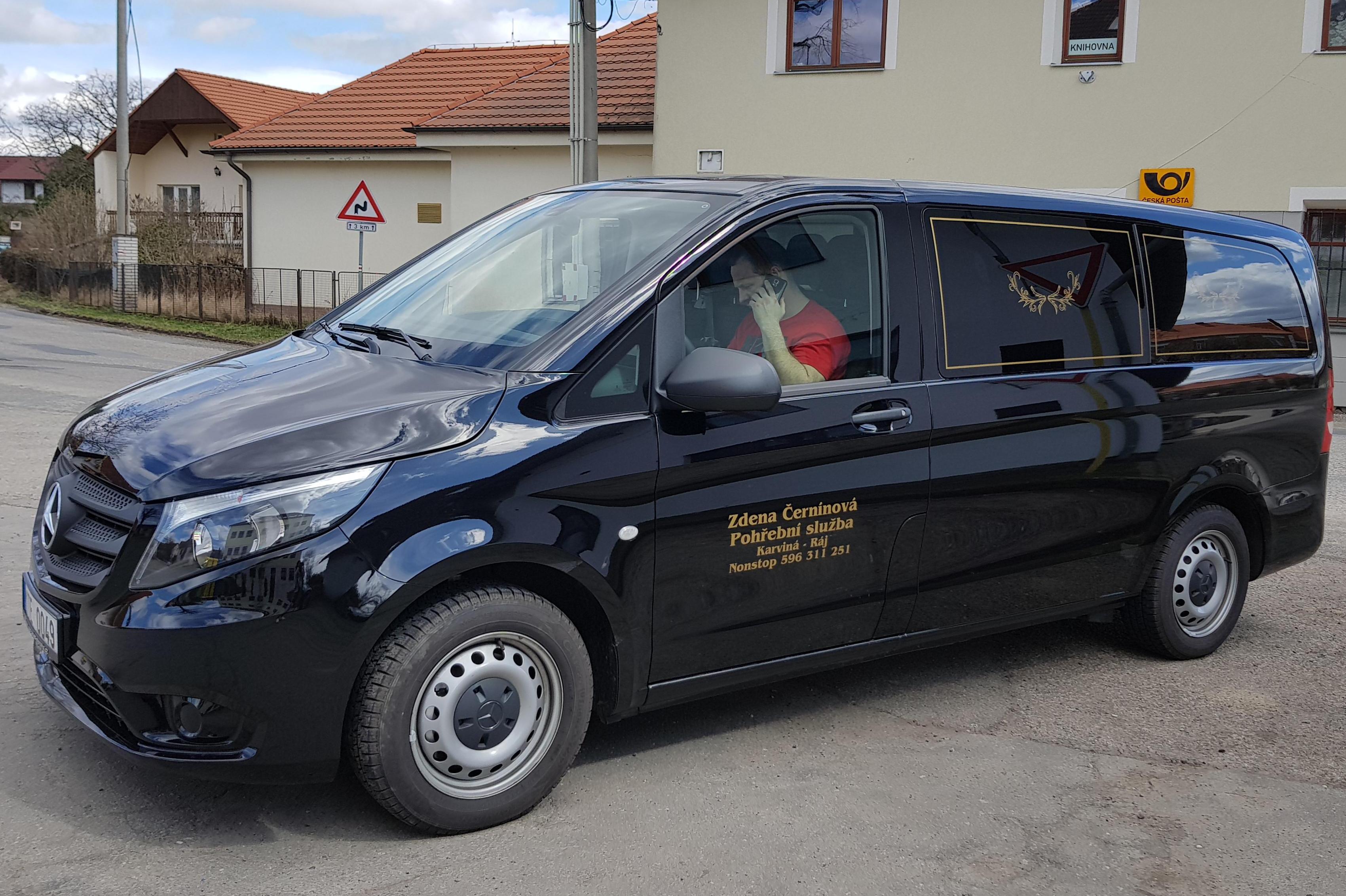 Zdena Černínová - pohřební služba