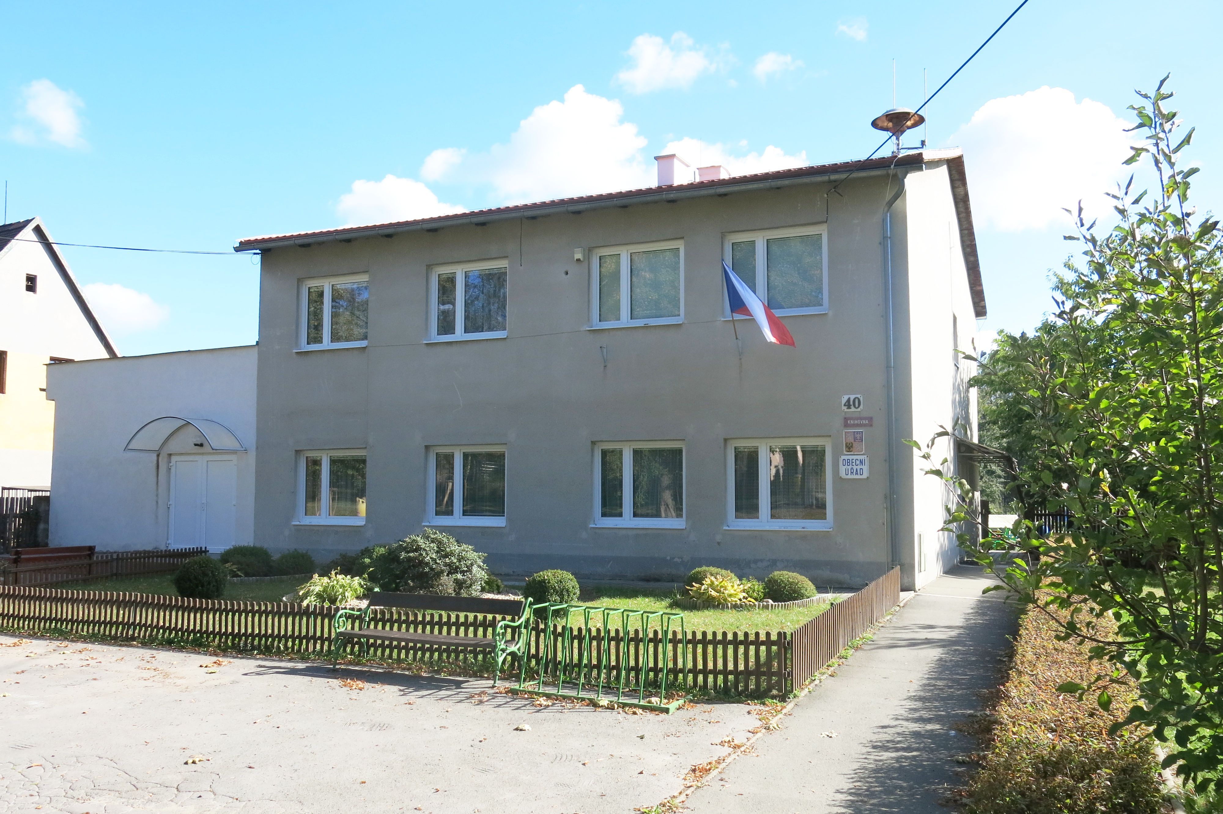 Okna - obecní úřad