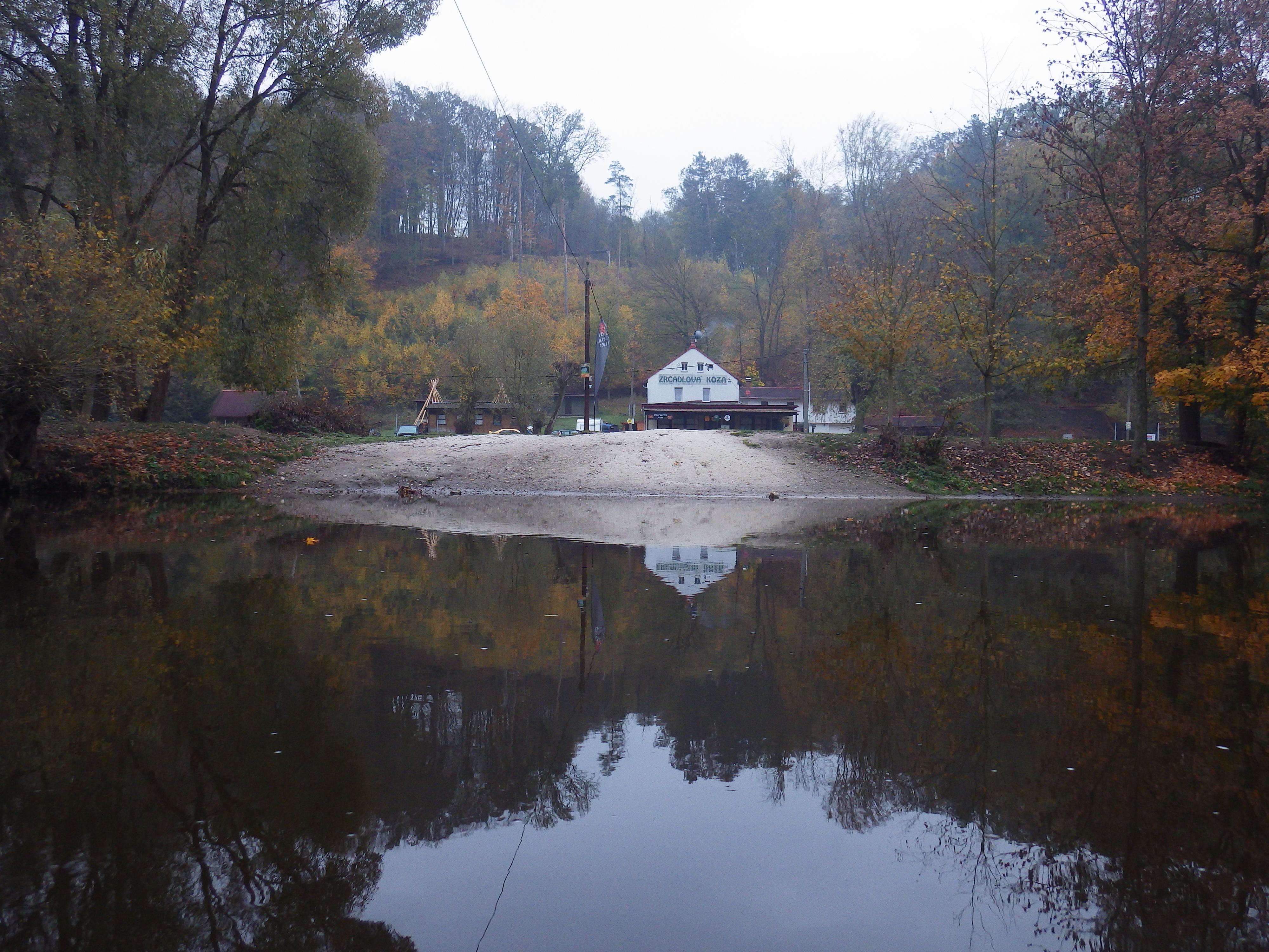 Restaurace Zrcadlová koza foto 4