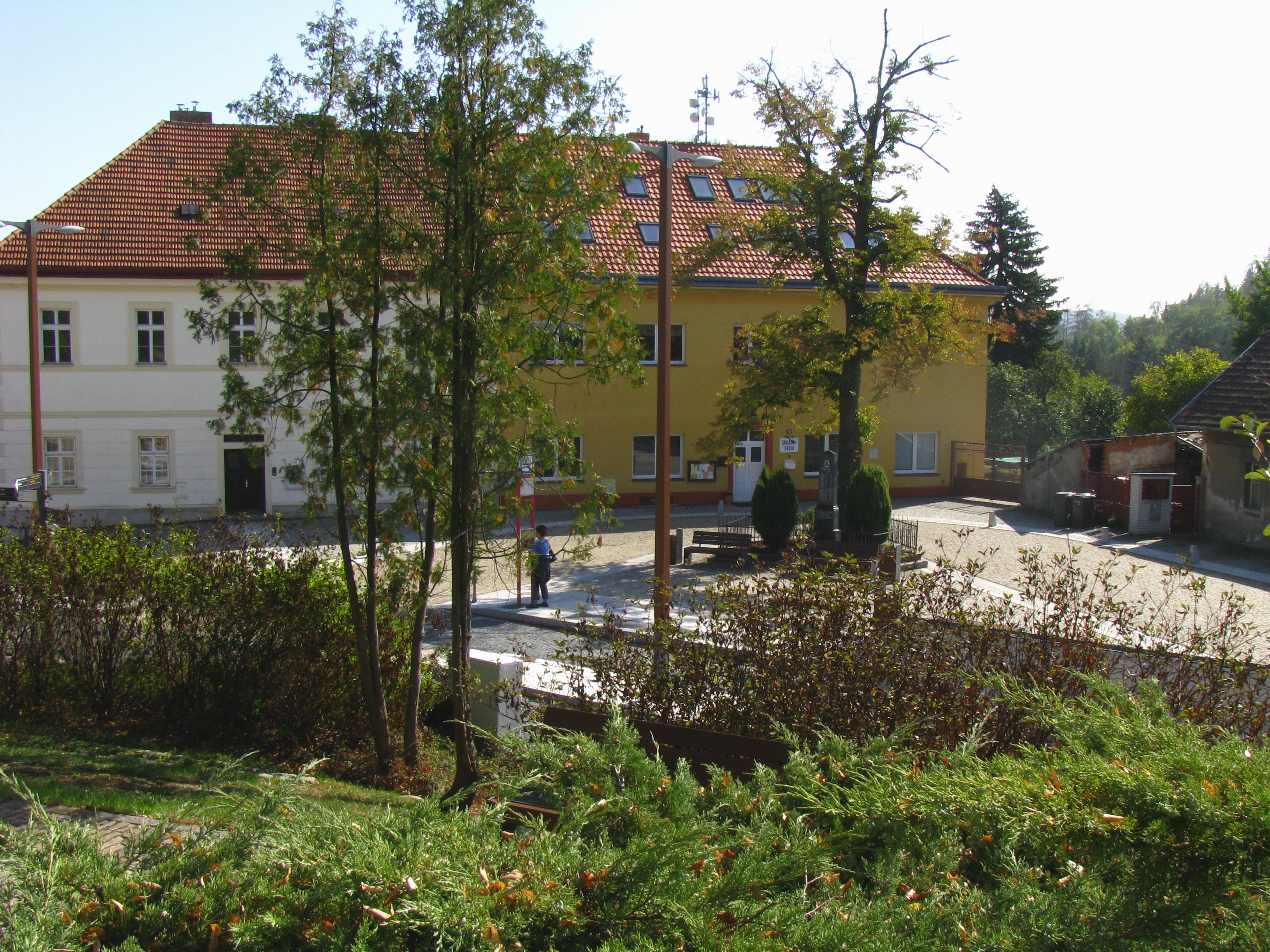 ZŠ Kostelec u Křížků