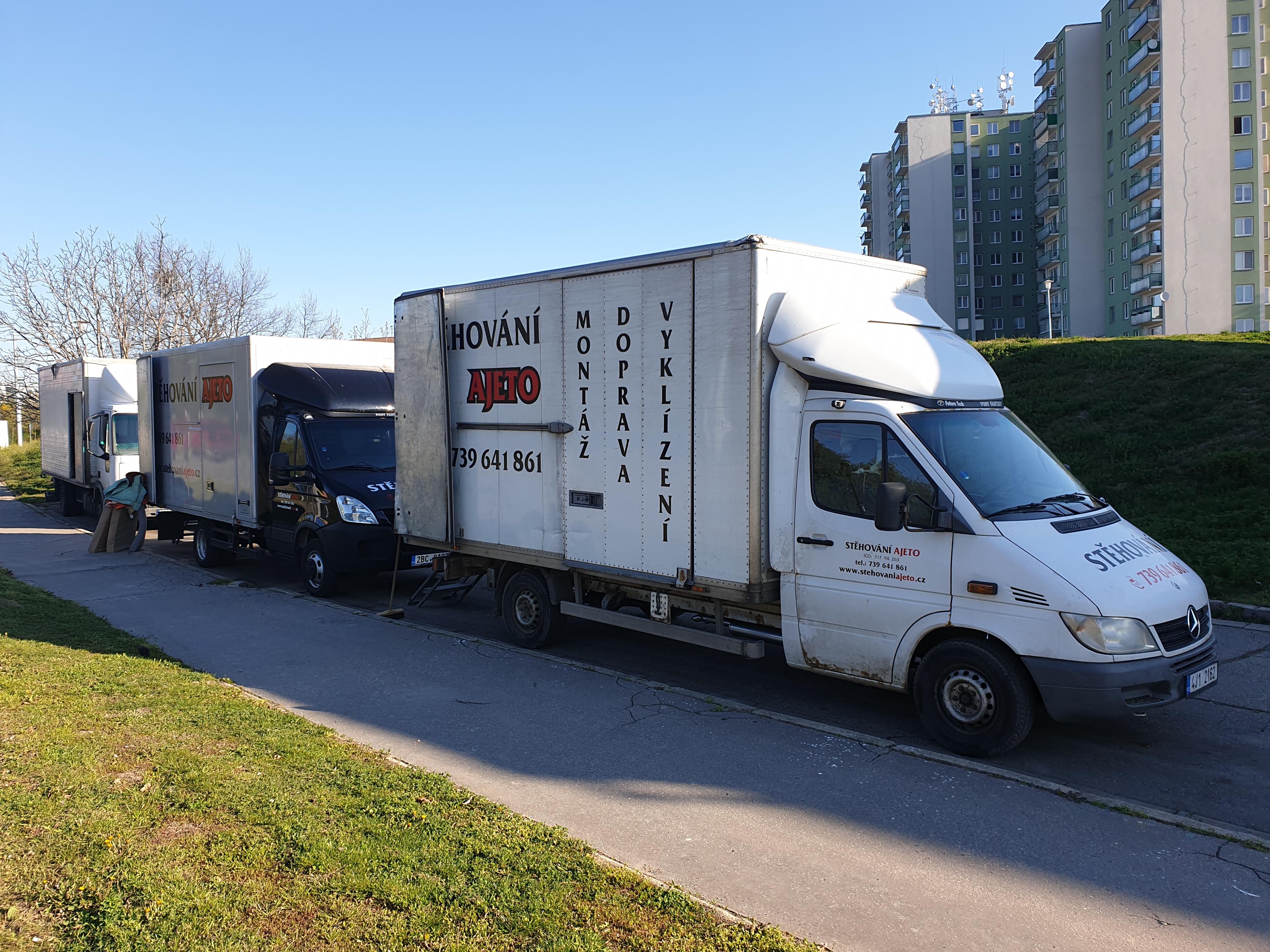 STĚHOVÁNÍ A JE TO foto 5