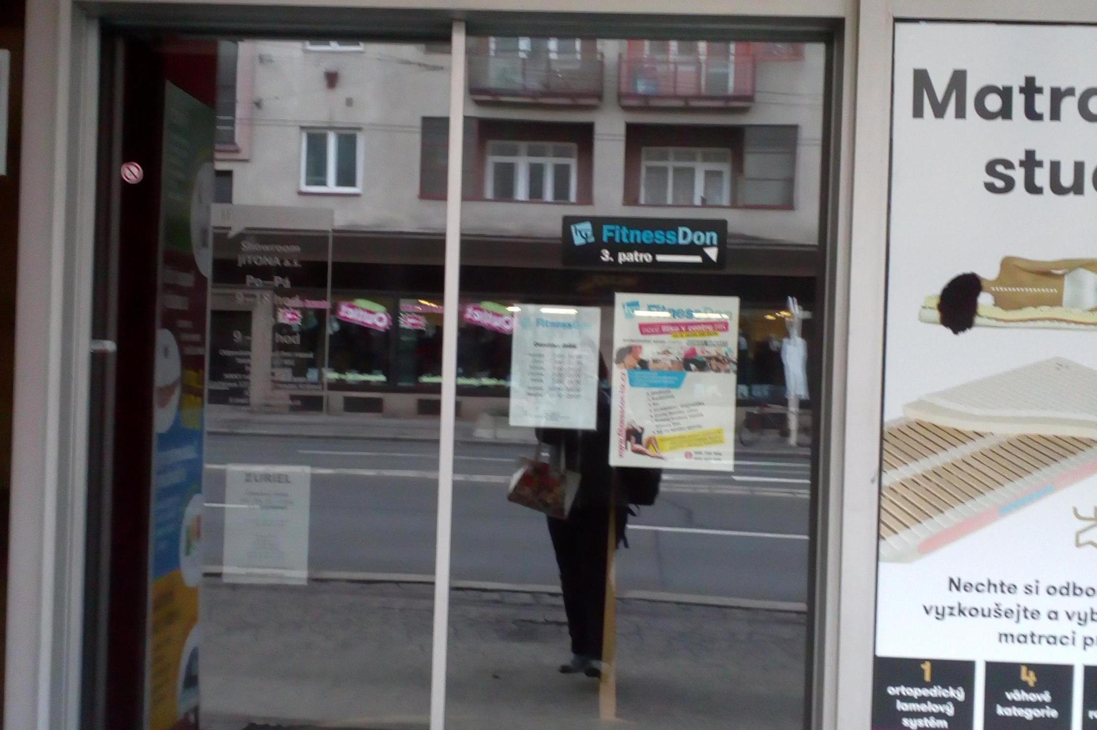 Iveta Burešová foto 1