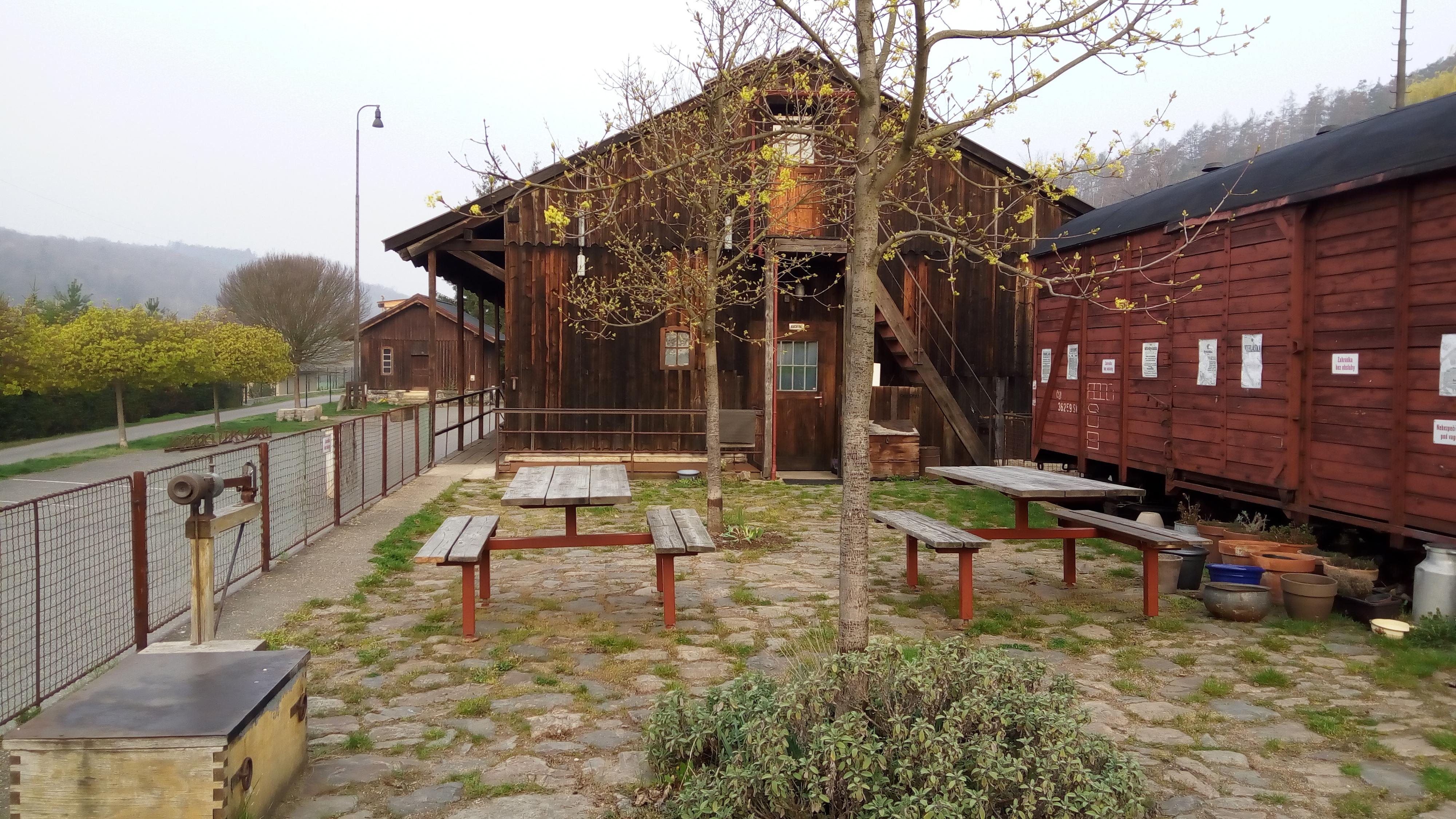 Zastávka Nižbor foto 2