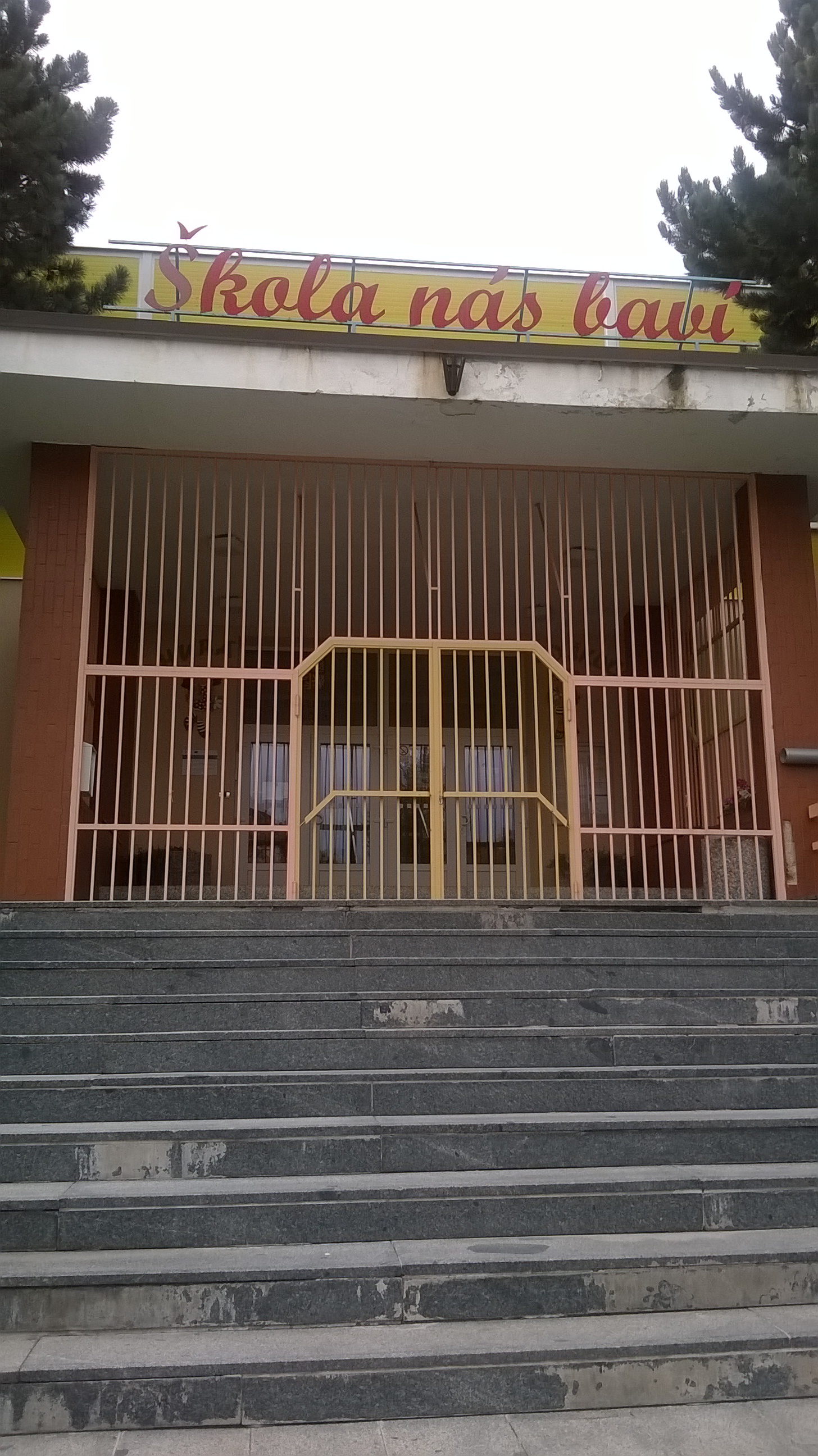 ZŠ s rozšířeným vyučováním informatiky a výpočetní techniky Teplice foto 2