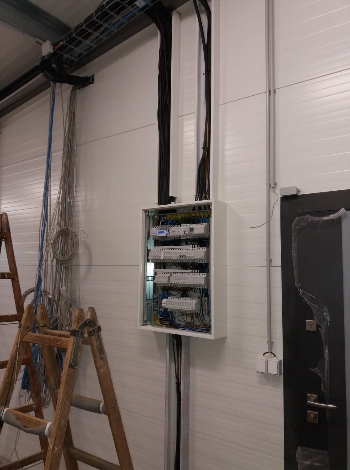 Petr Votava - elektromontáže foto 4