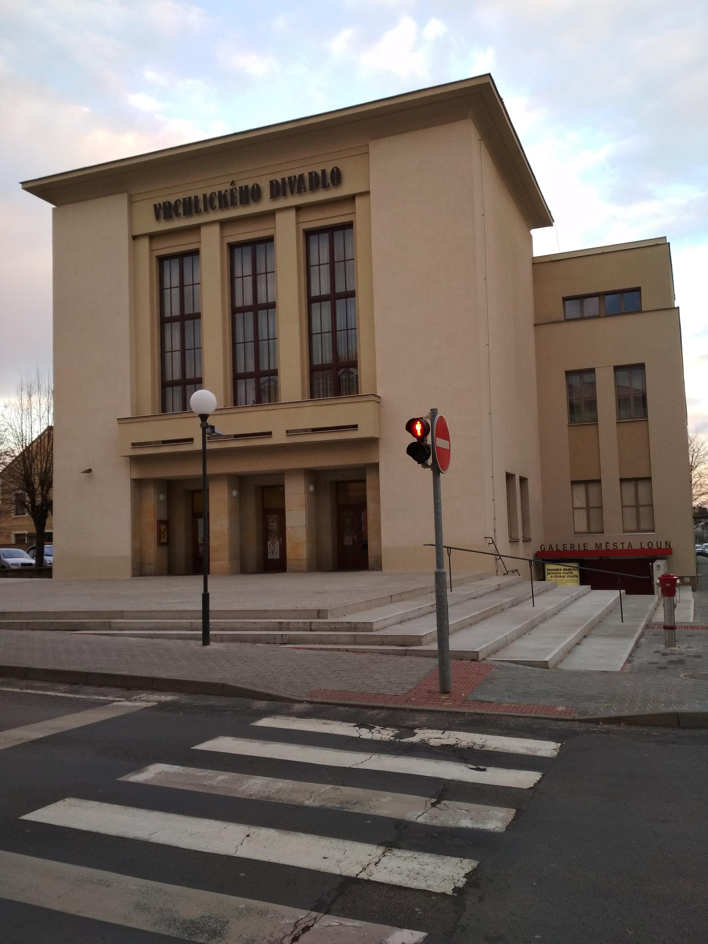 Vrchlického divadlo foto 2