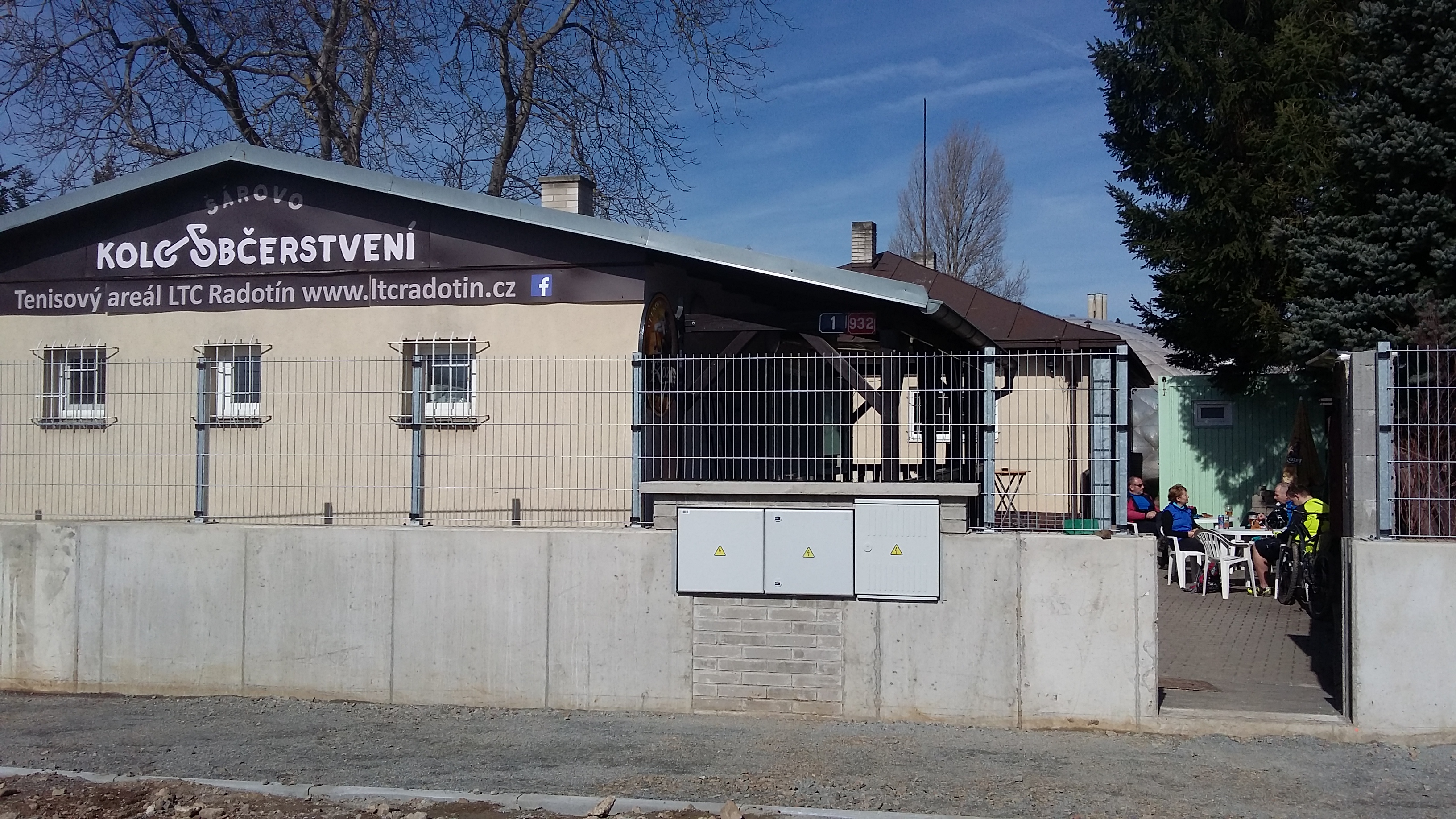 Šárovo kolo občerstvení foto 2