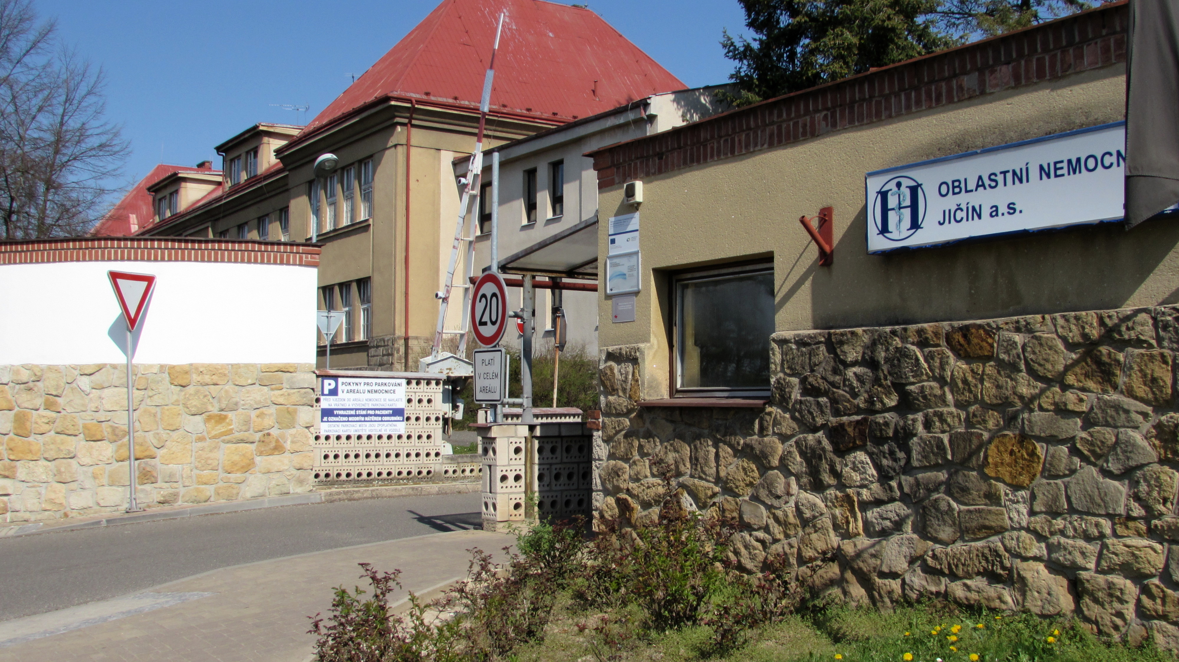 Oblastní nemocnice Jičín, a.s. foto 3