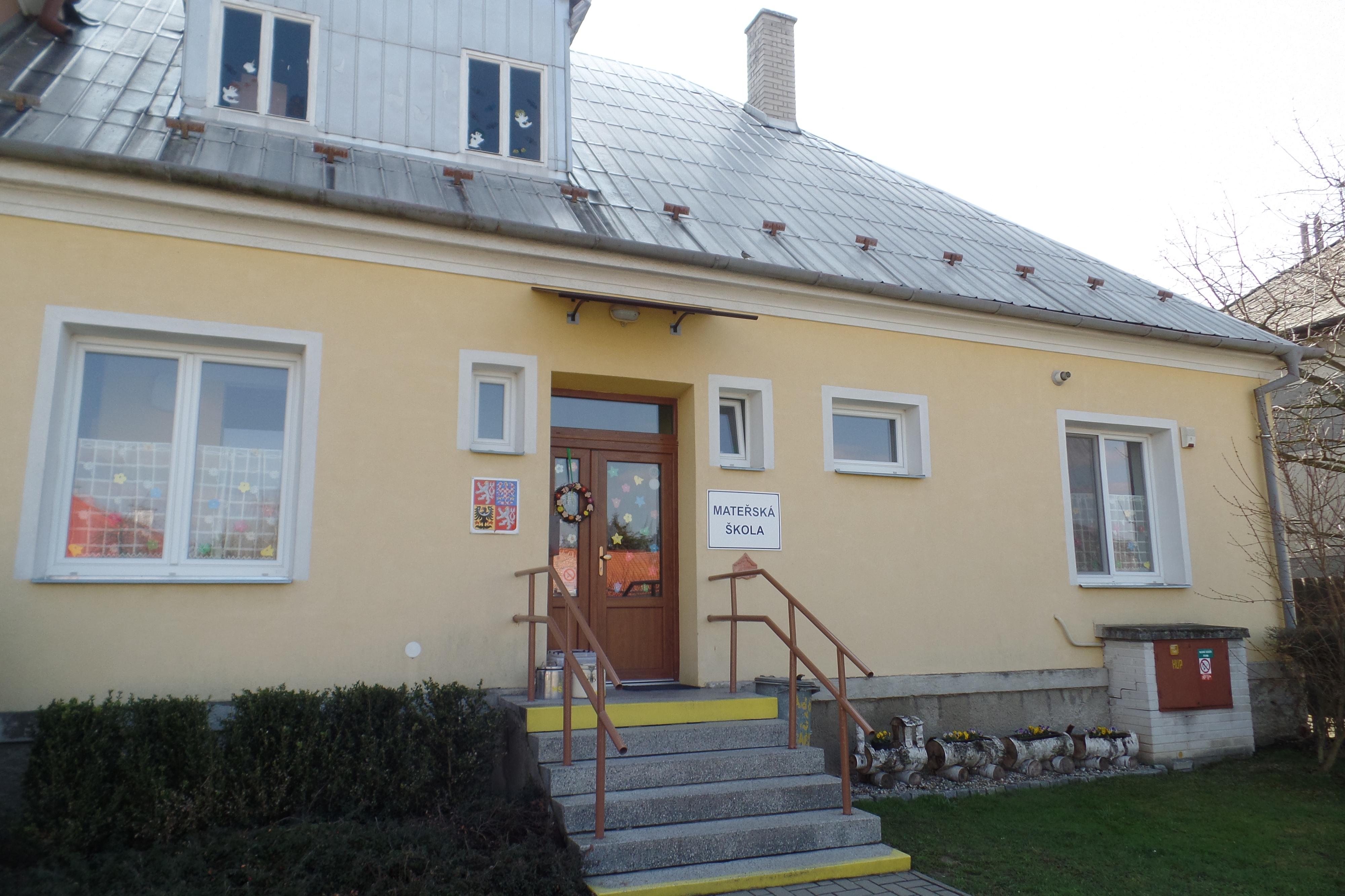 Základní škola a Mateřská škola Babice, příspěvková organizace