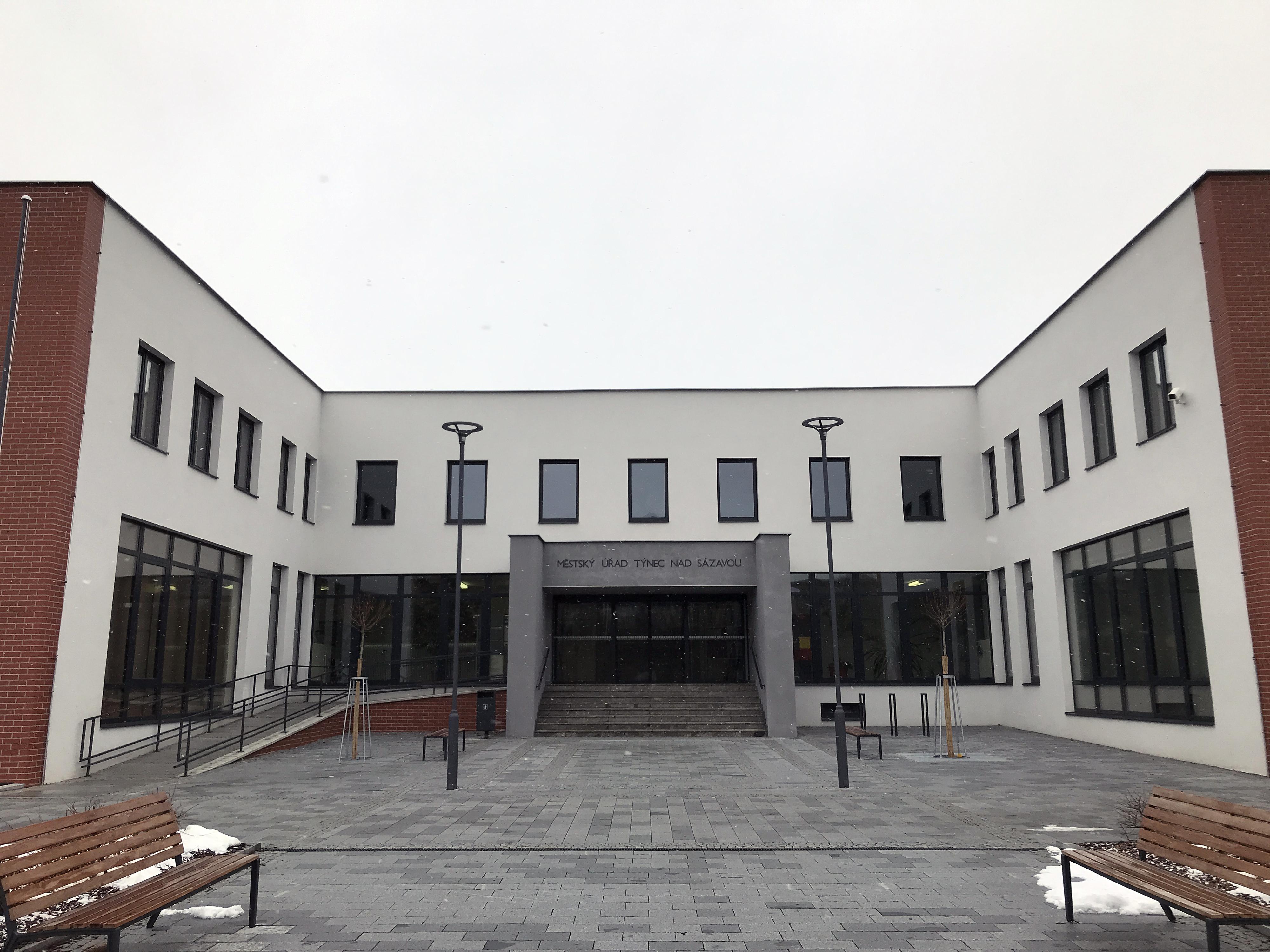 Týnec nad Sázavou - městský úřad foto 2