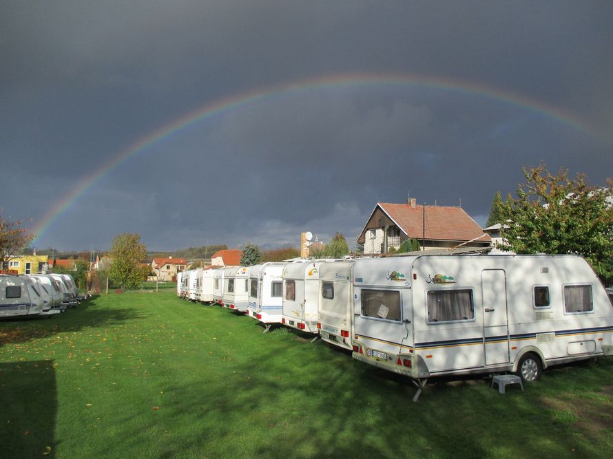 Karavany Kounice foto 3