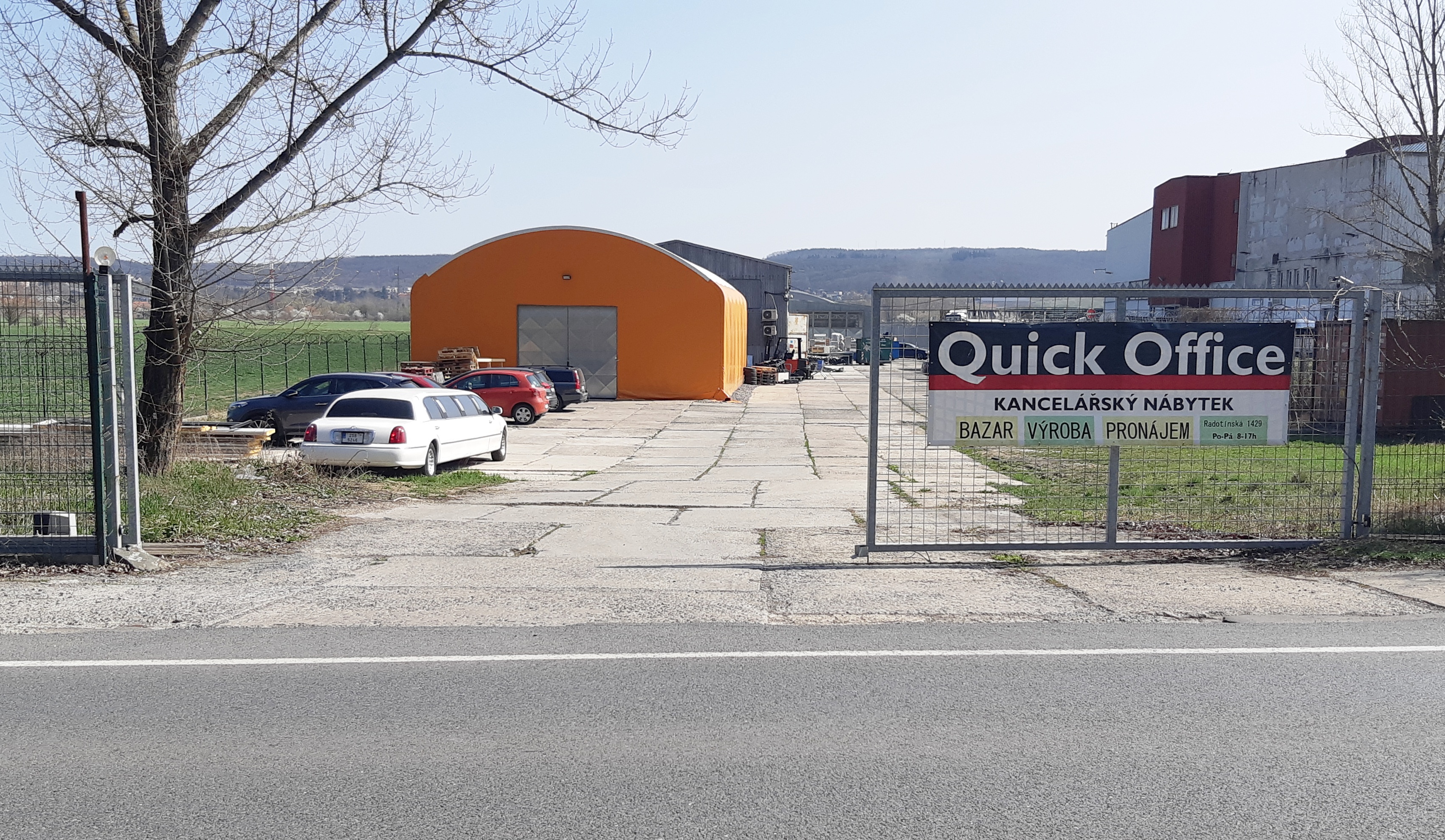 Quick Office bazar nábytku foto 3