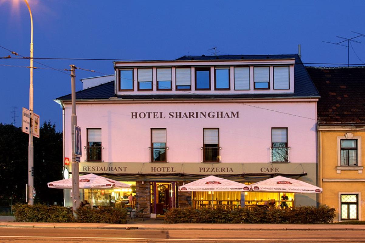 Hotel Sharingham