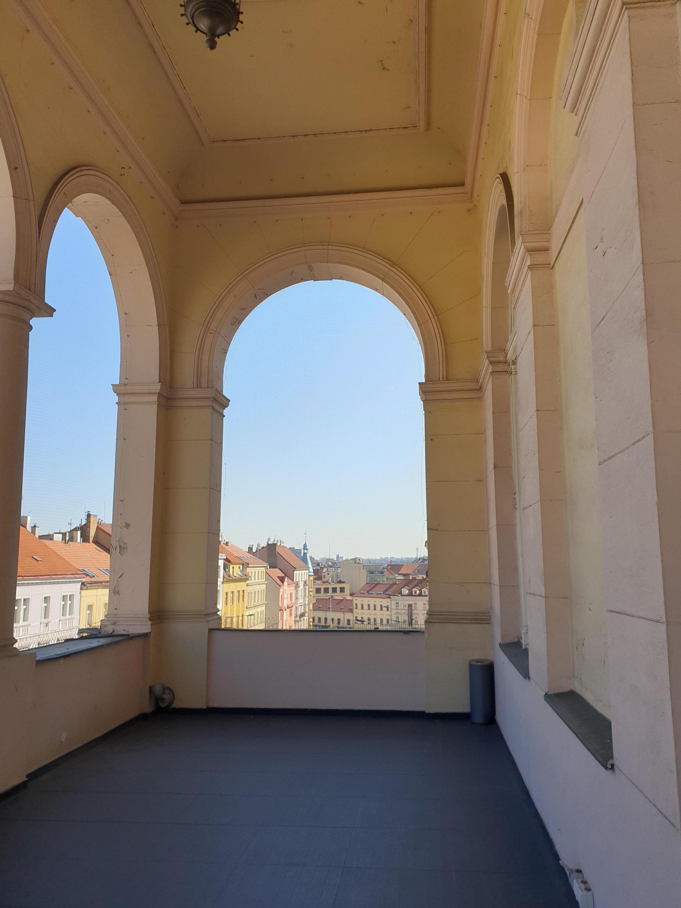 Praha 4 - Svatební síň a společenský sál městské části foto 5