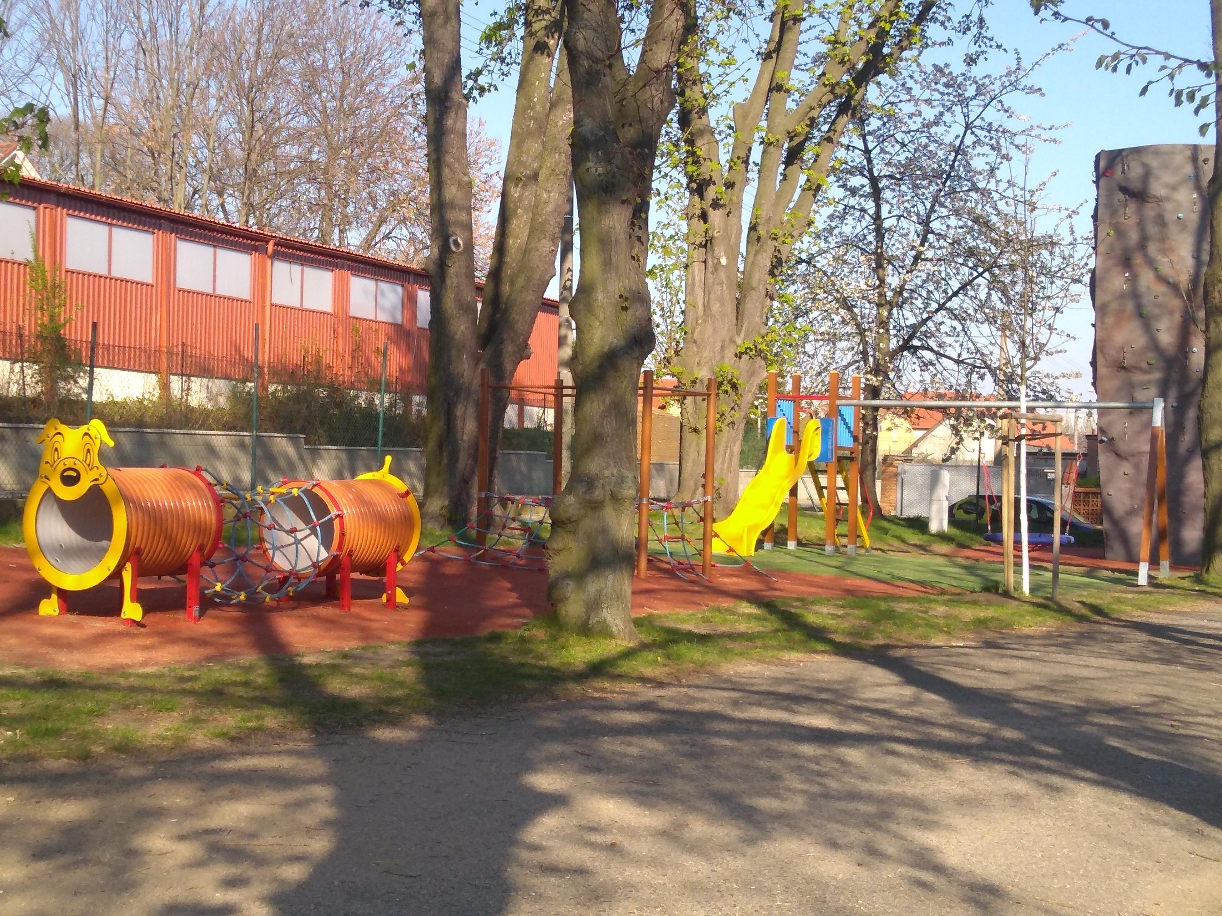 Michal Vecko - tenisové kurty a haly foto 6