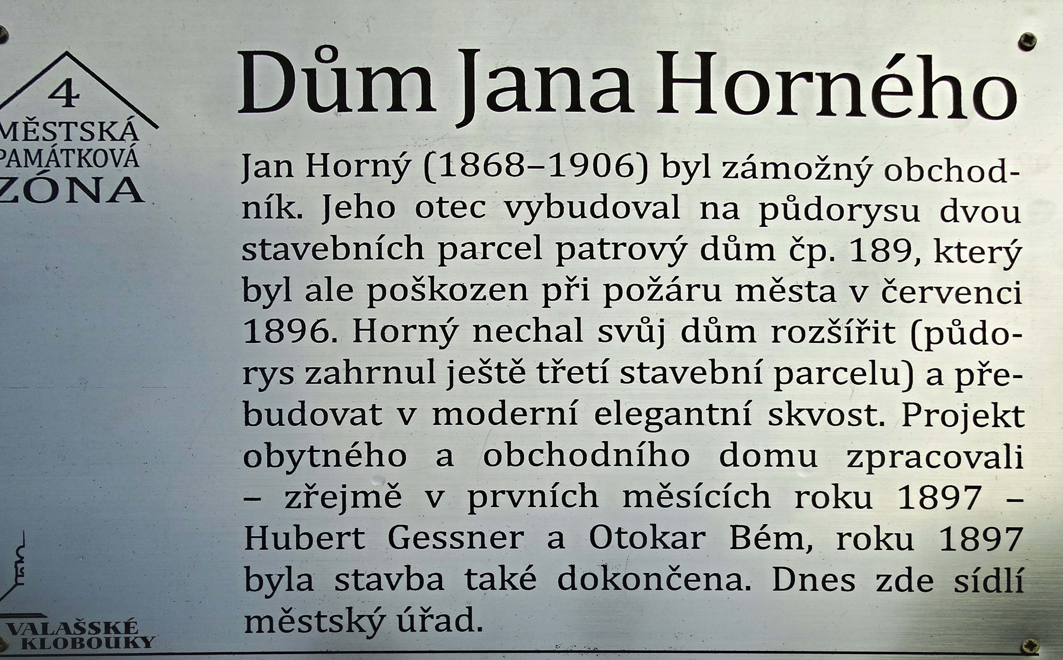 Valašské Klobouky - městský úřad foto 4