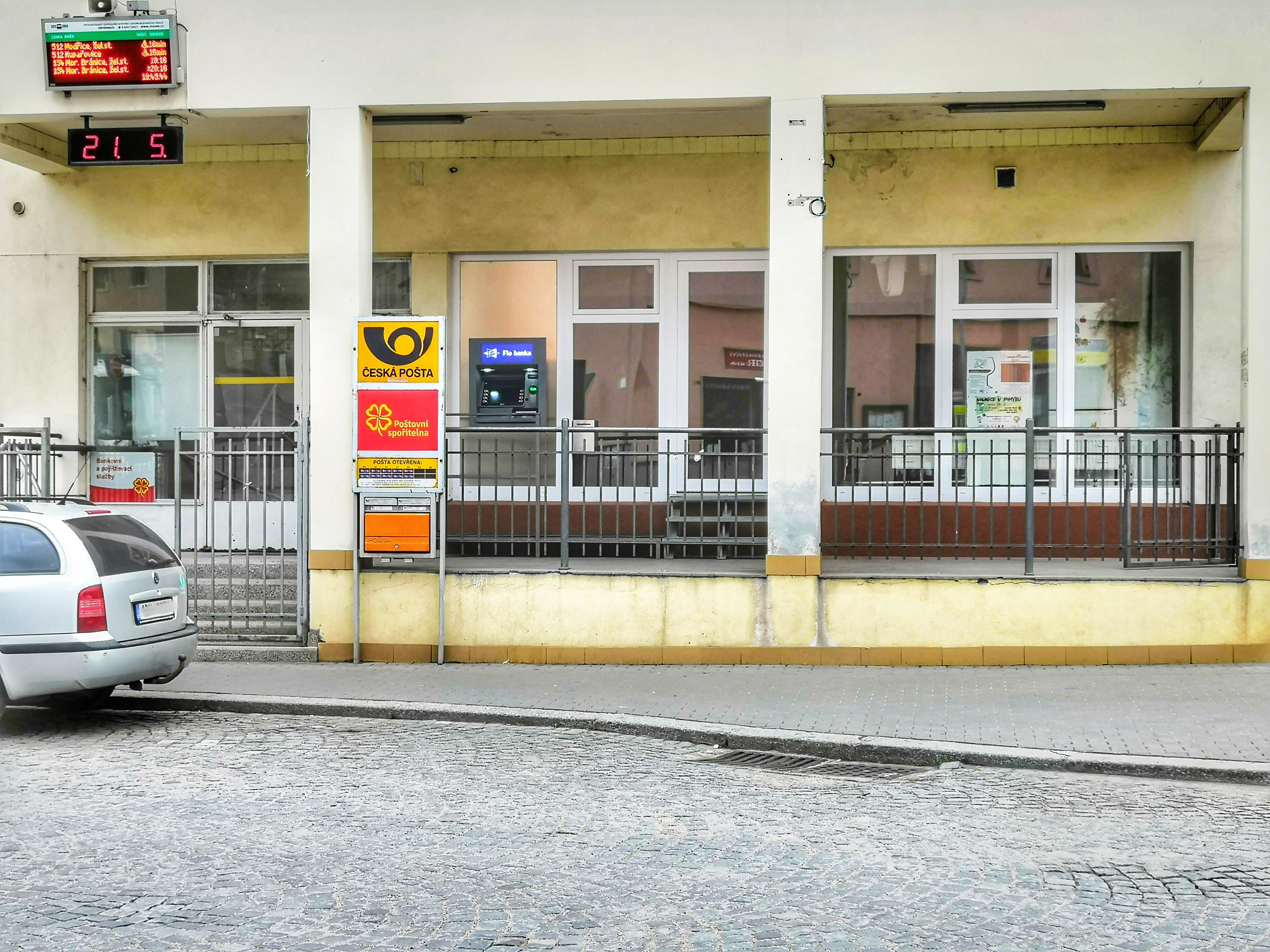 Bankomat Fio banky foto 3