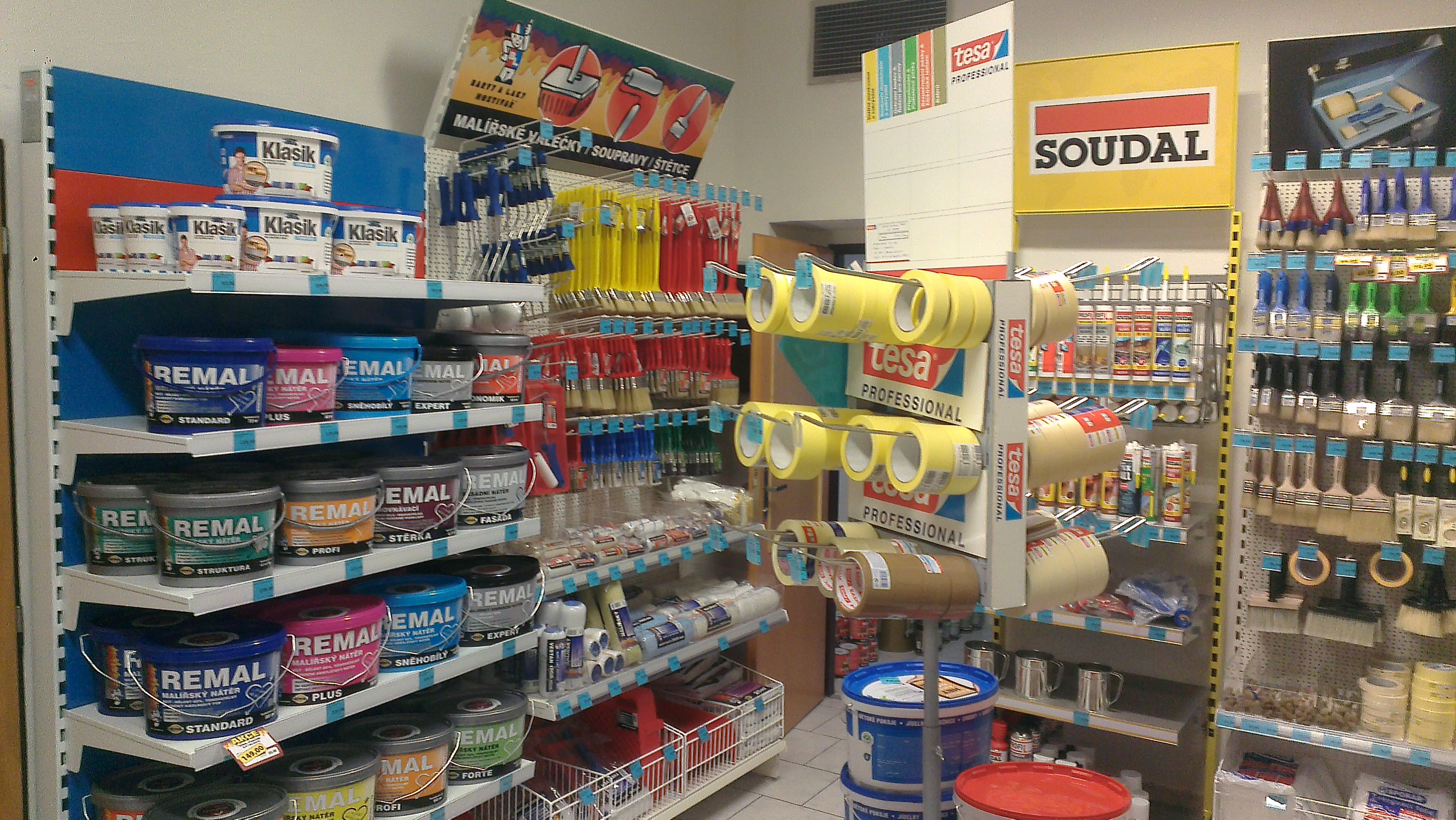 BARVY A LAKY DROGERIE foto 2