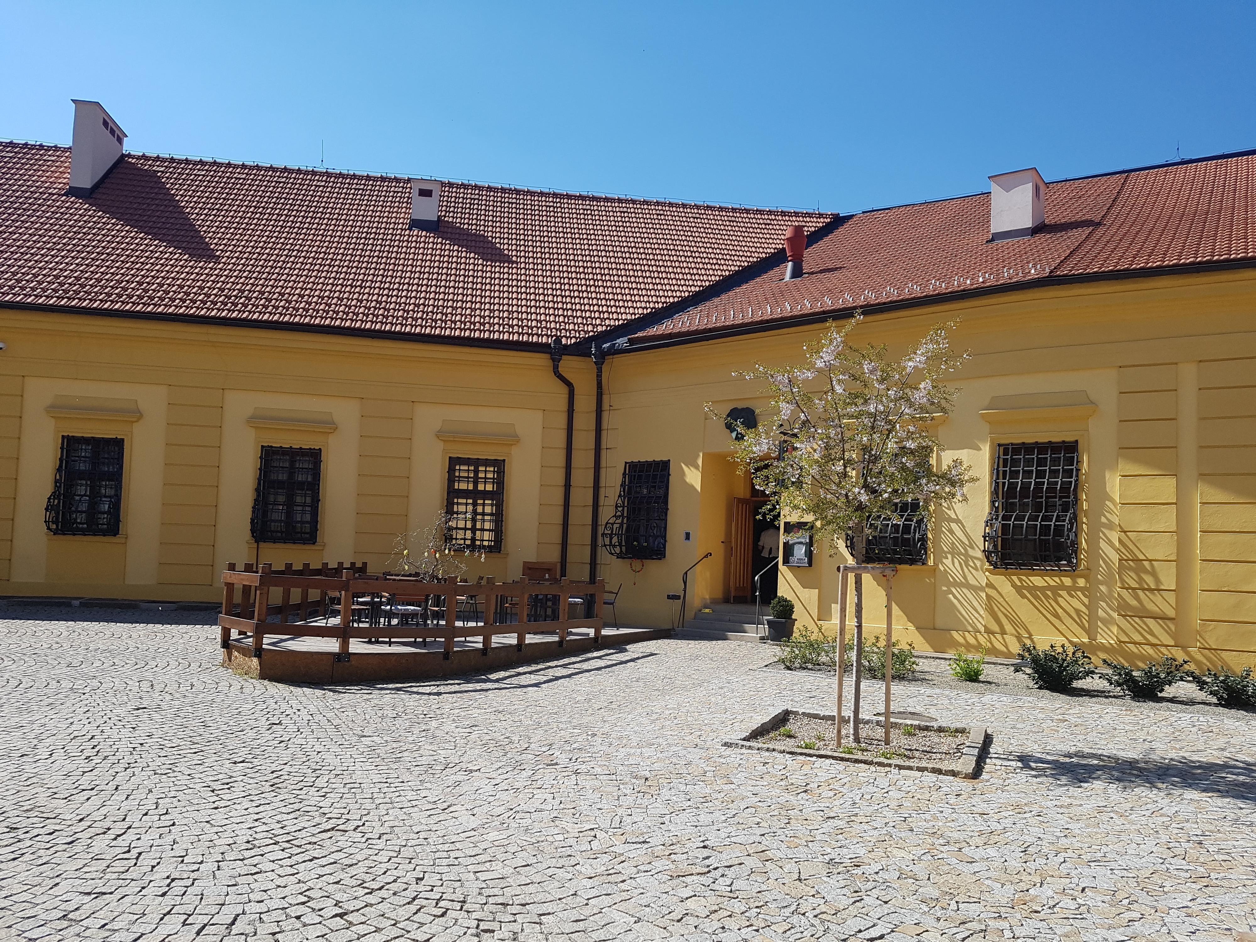 Zámecký restaurant Polná foto 2