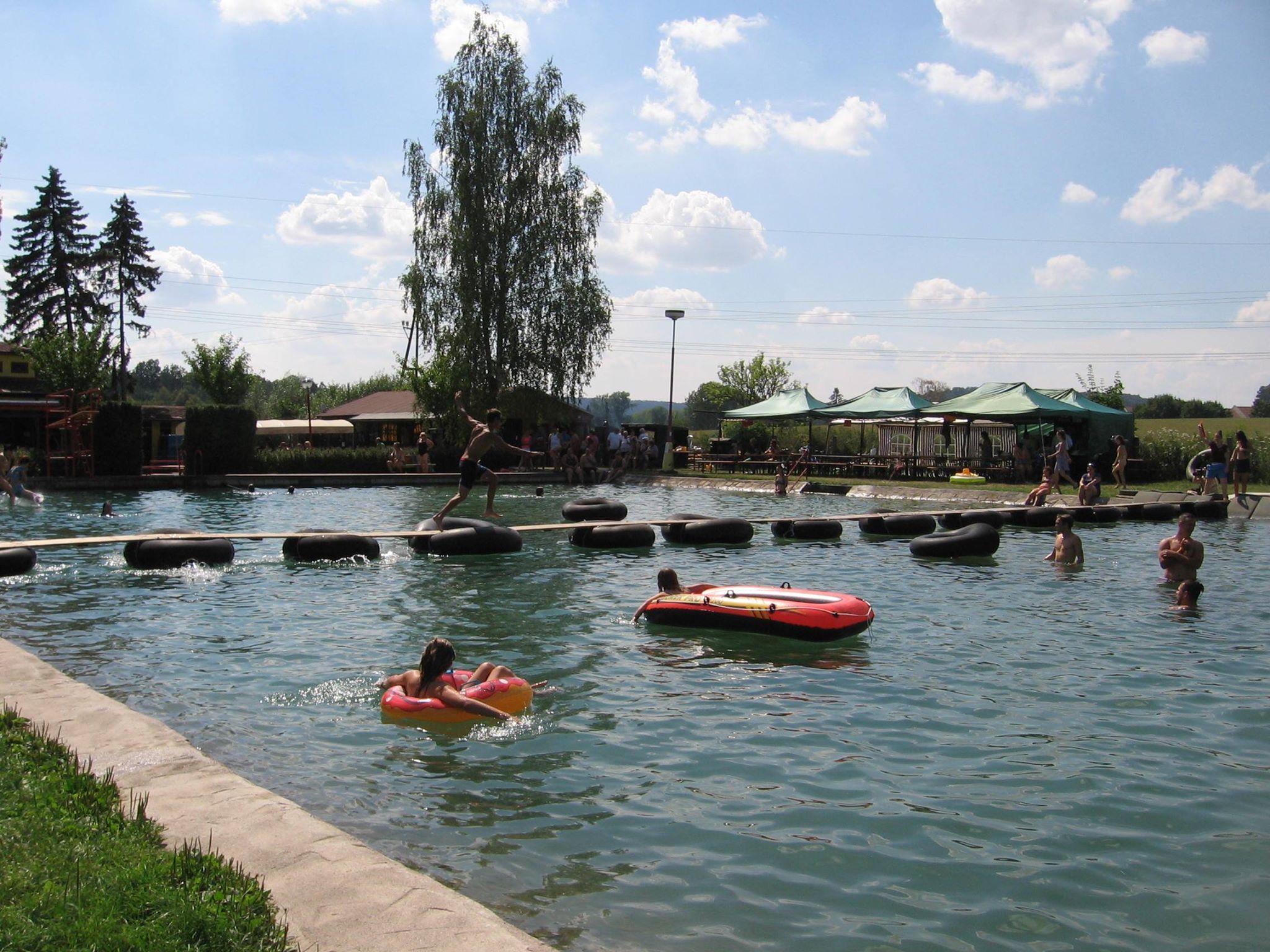 Koupaliště Lanžov