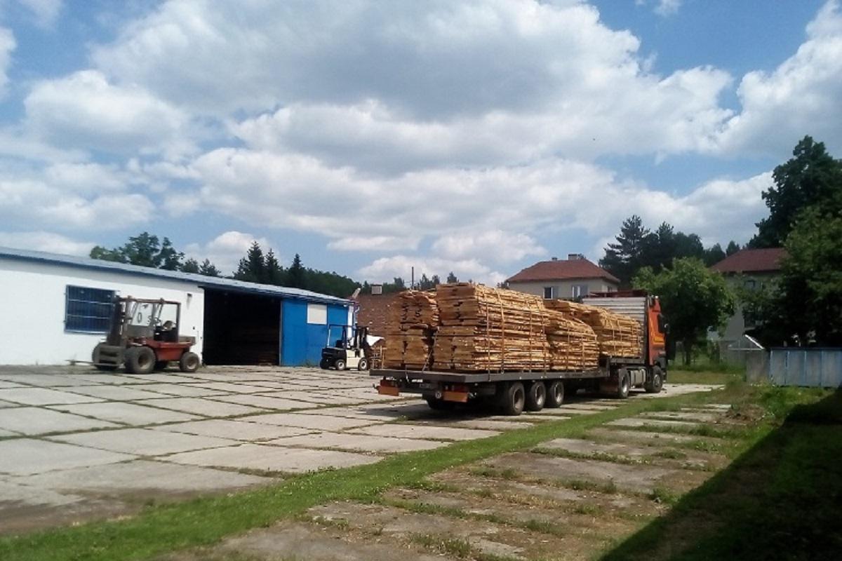 D-distribution, s.r.o.