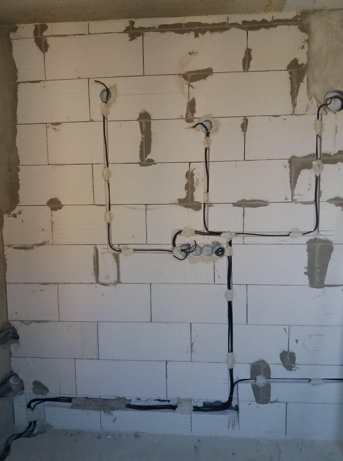 Petr Votava - elektromontáže foto 3