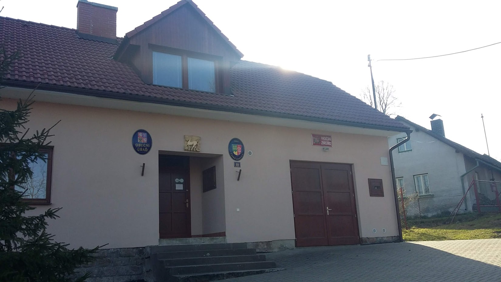 České Lhotice - obecní úřad