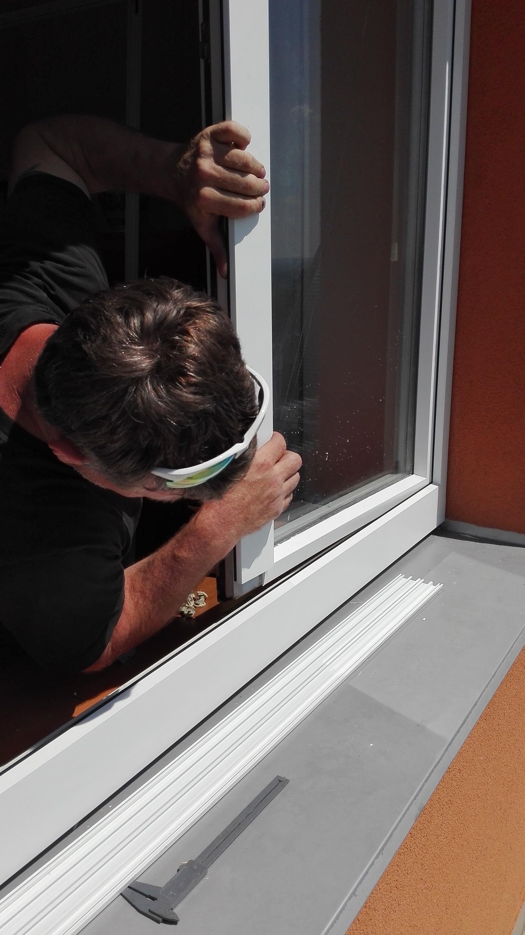 ČESKÝ SERVIS OKEN A DVEŘÍ, s.r.o. foto 2