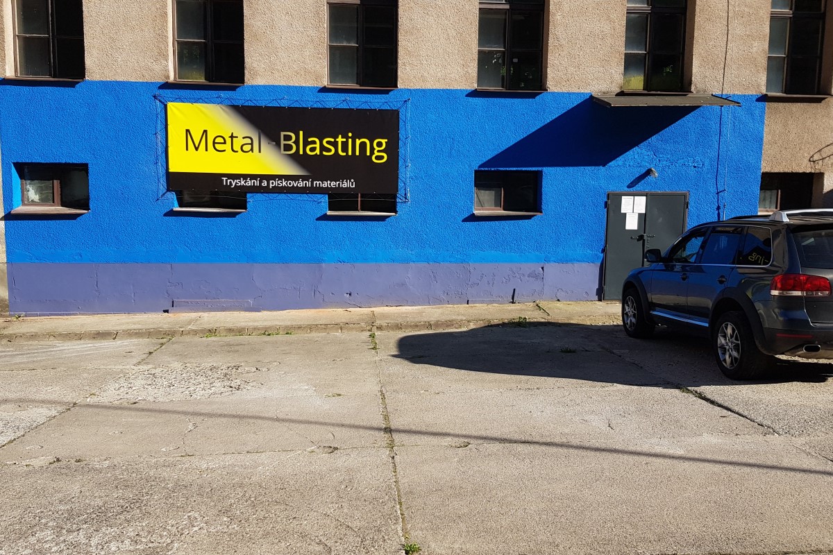 Metal-blasting