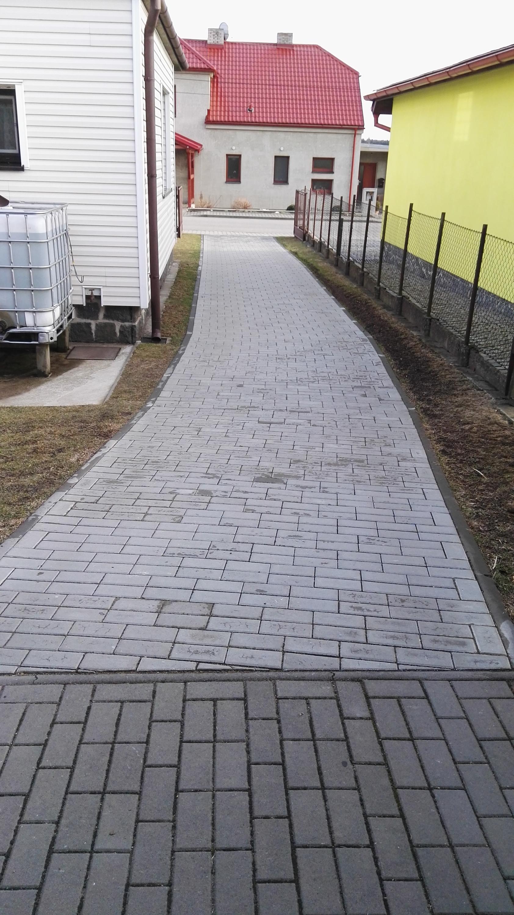 Obkladačství Kříž foto 4