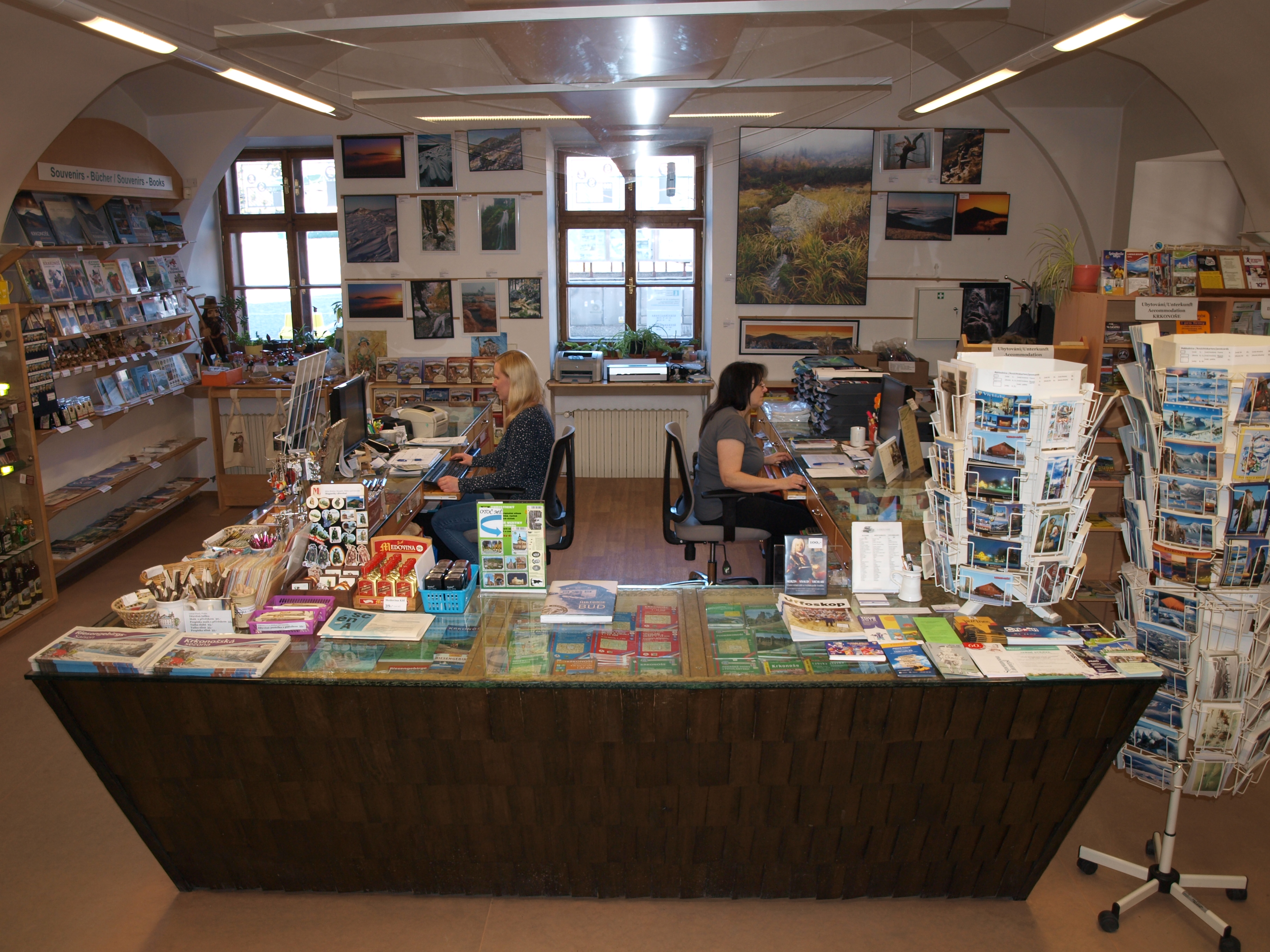 Regionální turistické informační centrum Krkonoše ve Vrchlabí foto 2