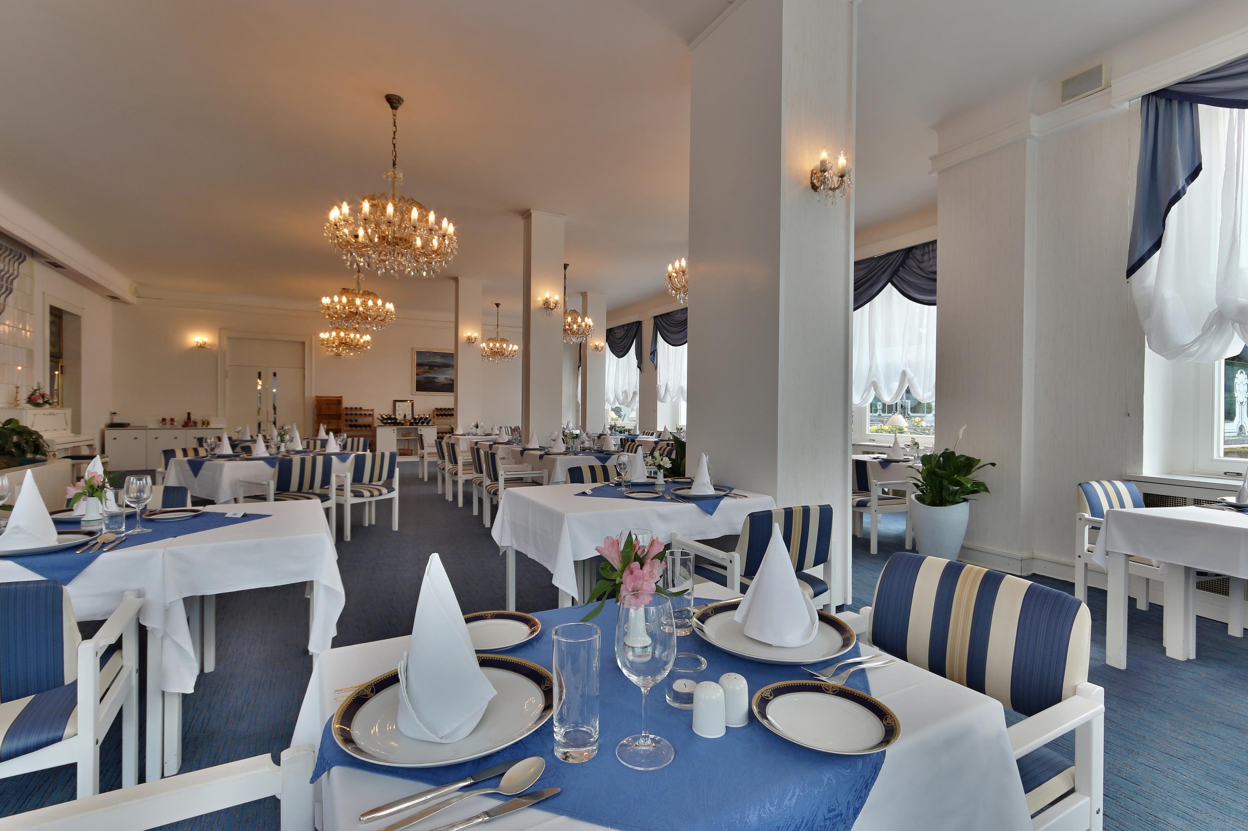 Restaurace Parkhotelu Golf Mariánské Lázně foto 3