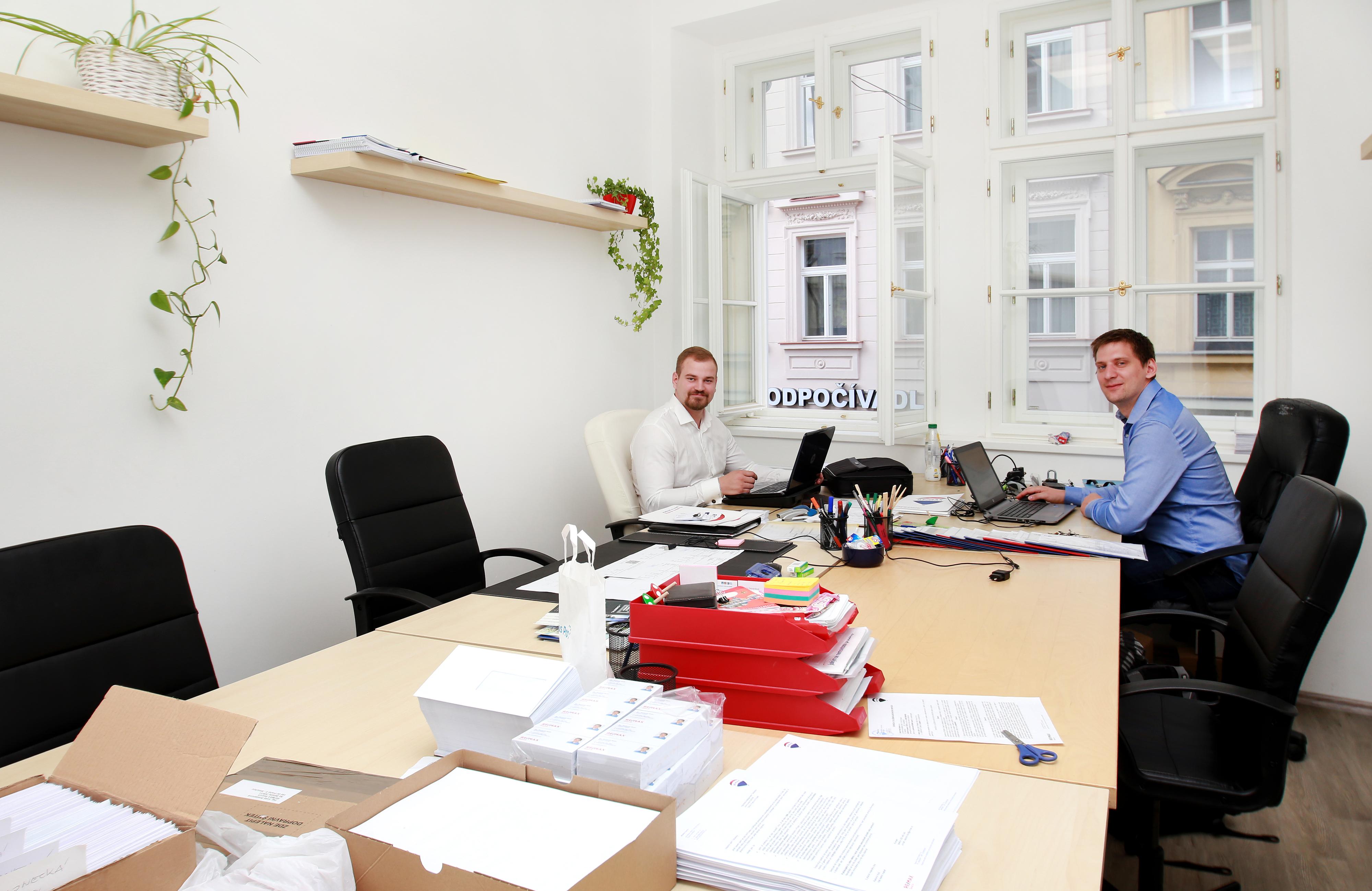 REMAX Search foto 6