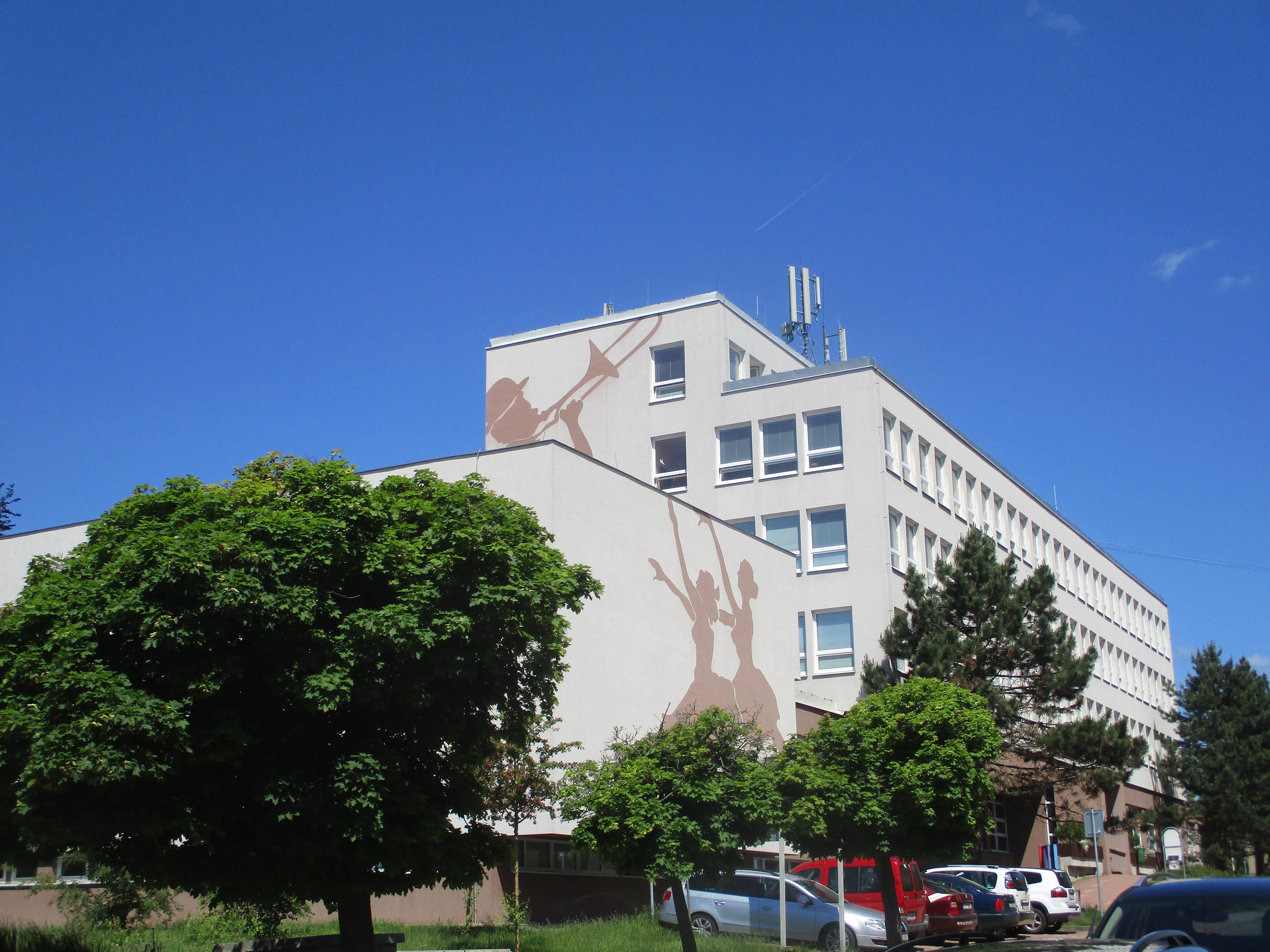 Základní umělecká škola, Česká Lípa, Arbesova 2077 foto 2