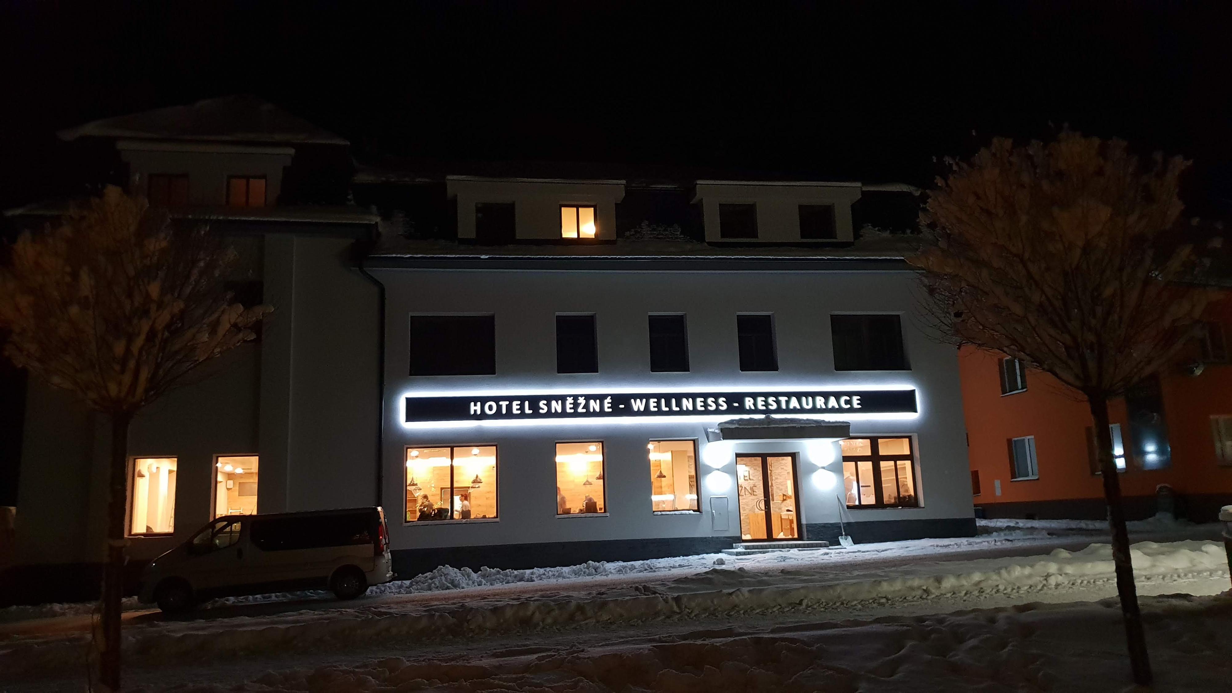 Hotel Sněžné