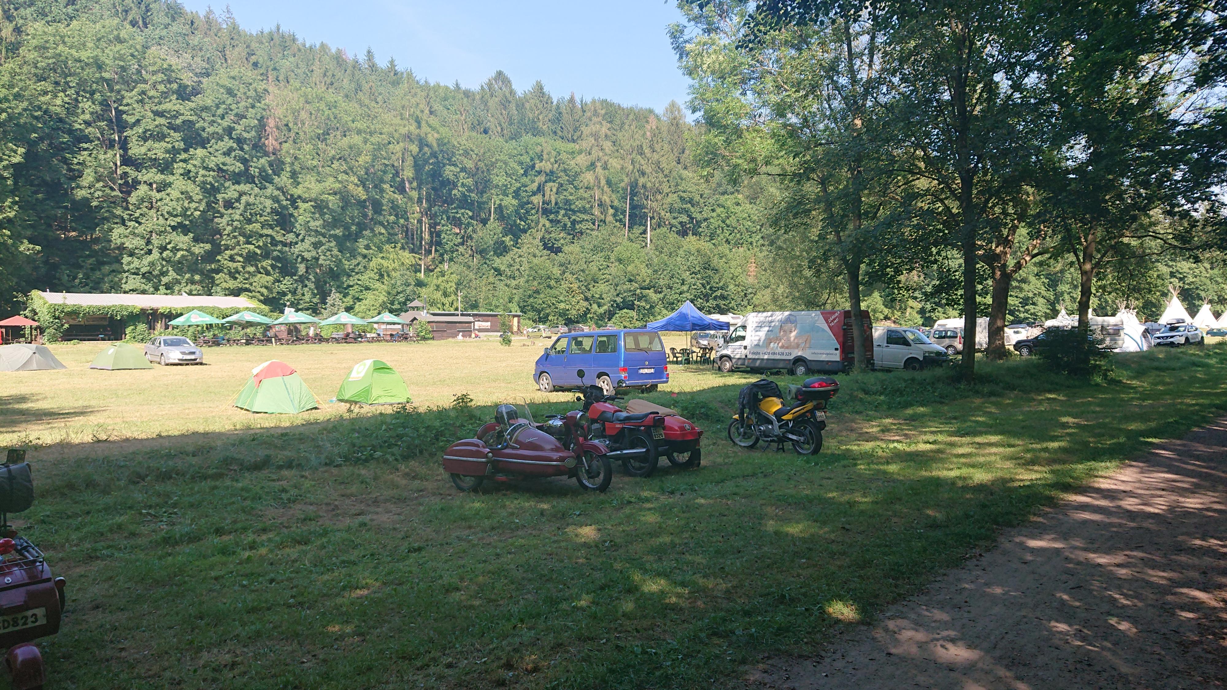 Restaurace kempu Western Vochtánka foto 4