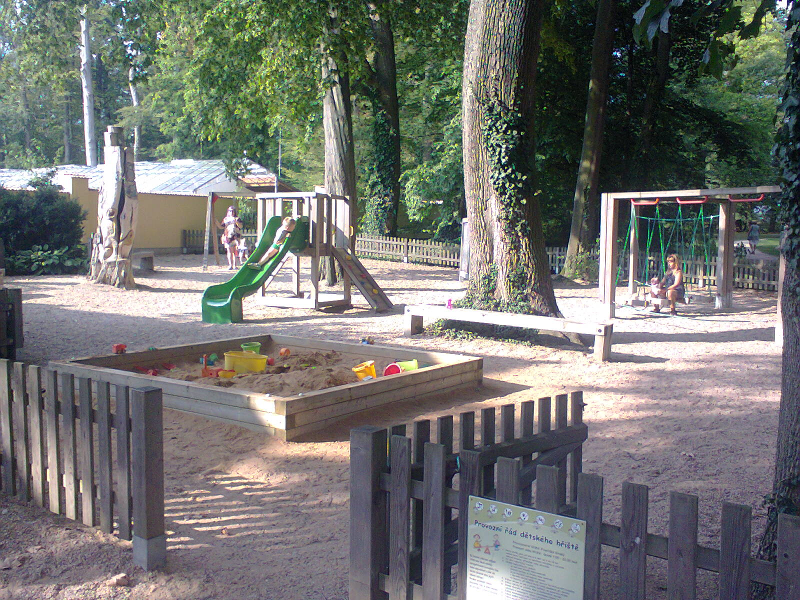 Toniova zámecká kavárna foto 3