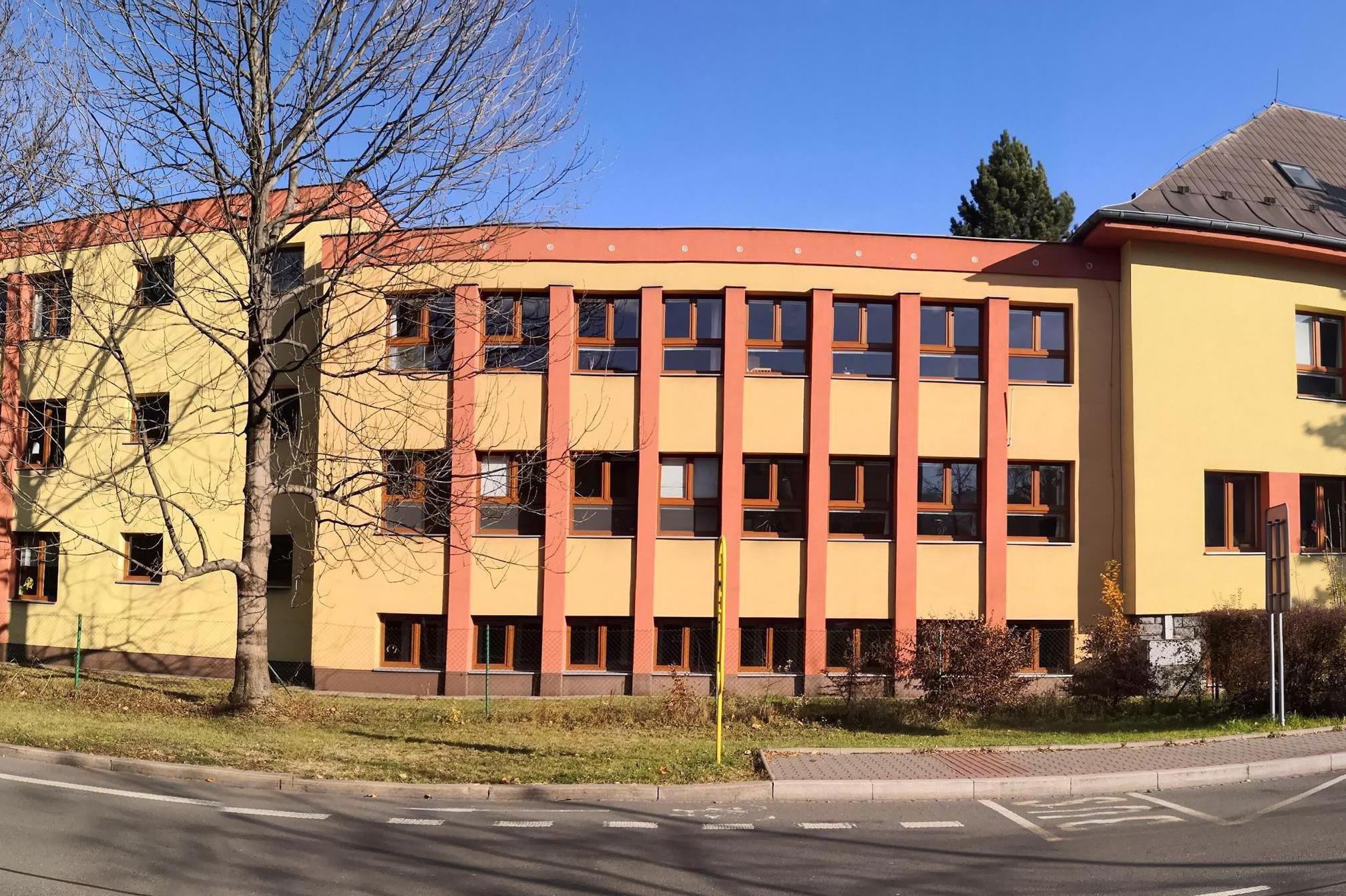 Střední škola, Základní škola a Mateřská škola, Třinec, Jablunkovská 241