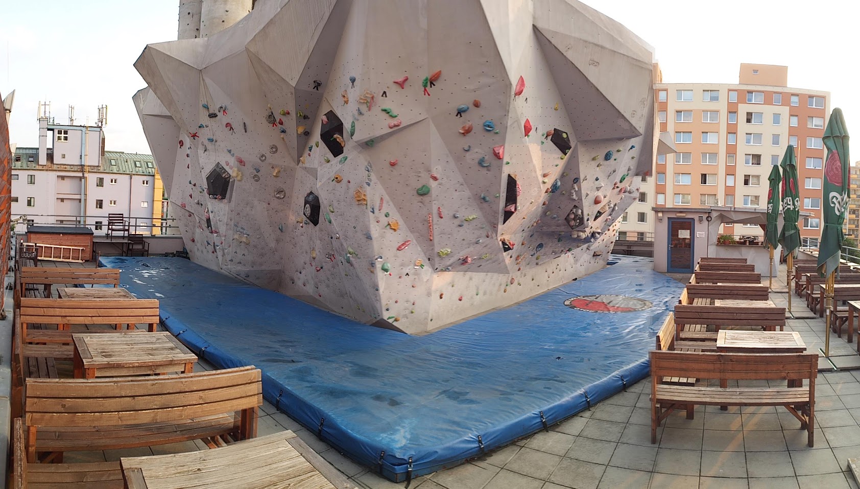 Free solo - lezecká stěna foto 2