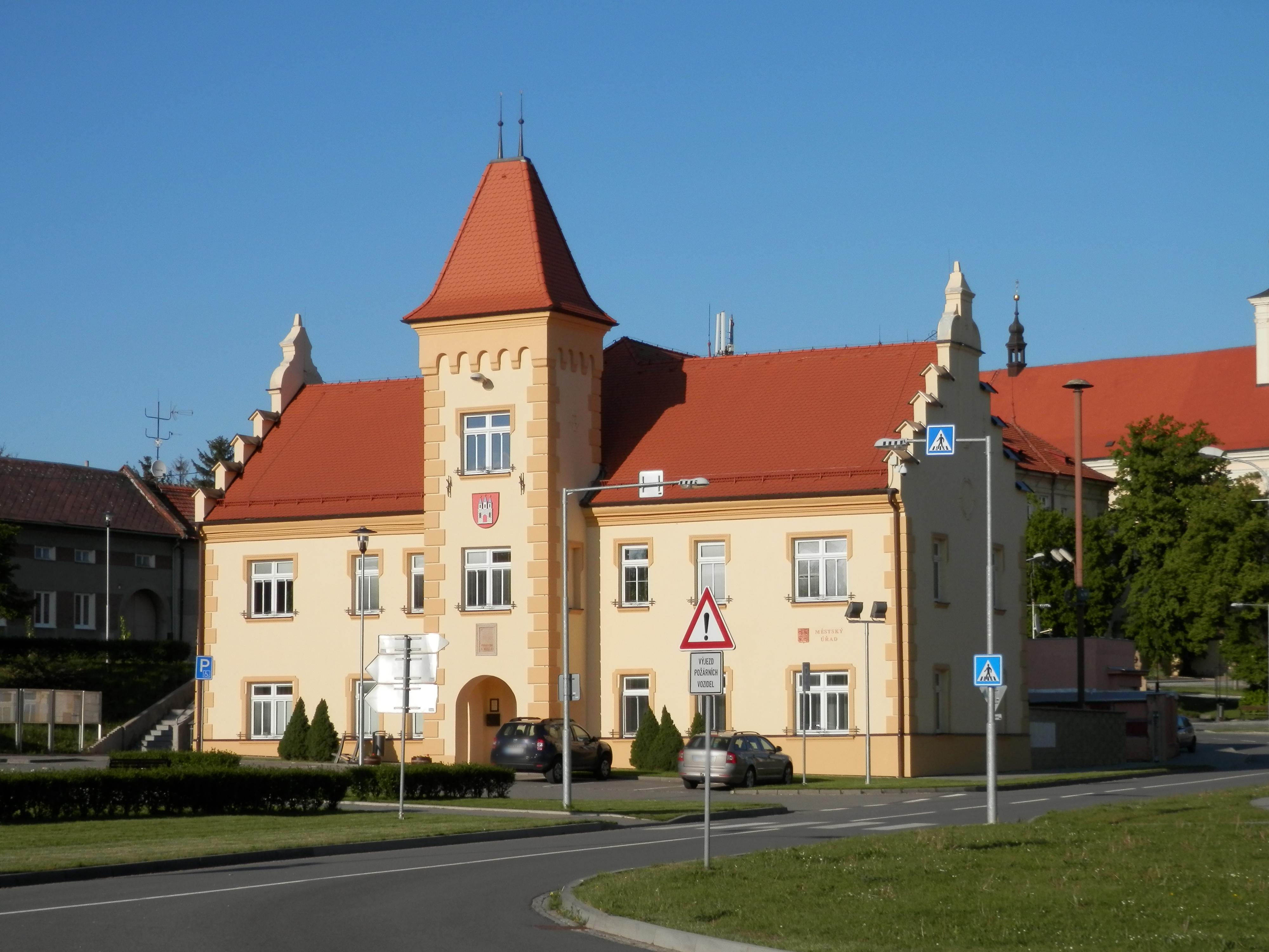 Kostelec na Hané - městský úřad foto 3