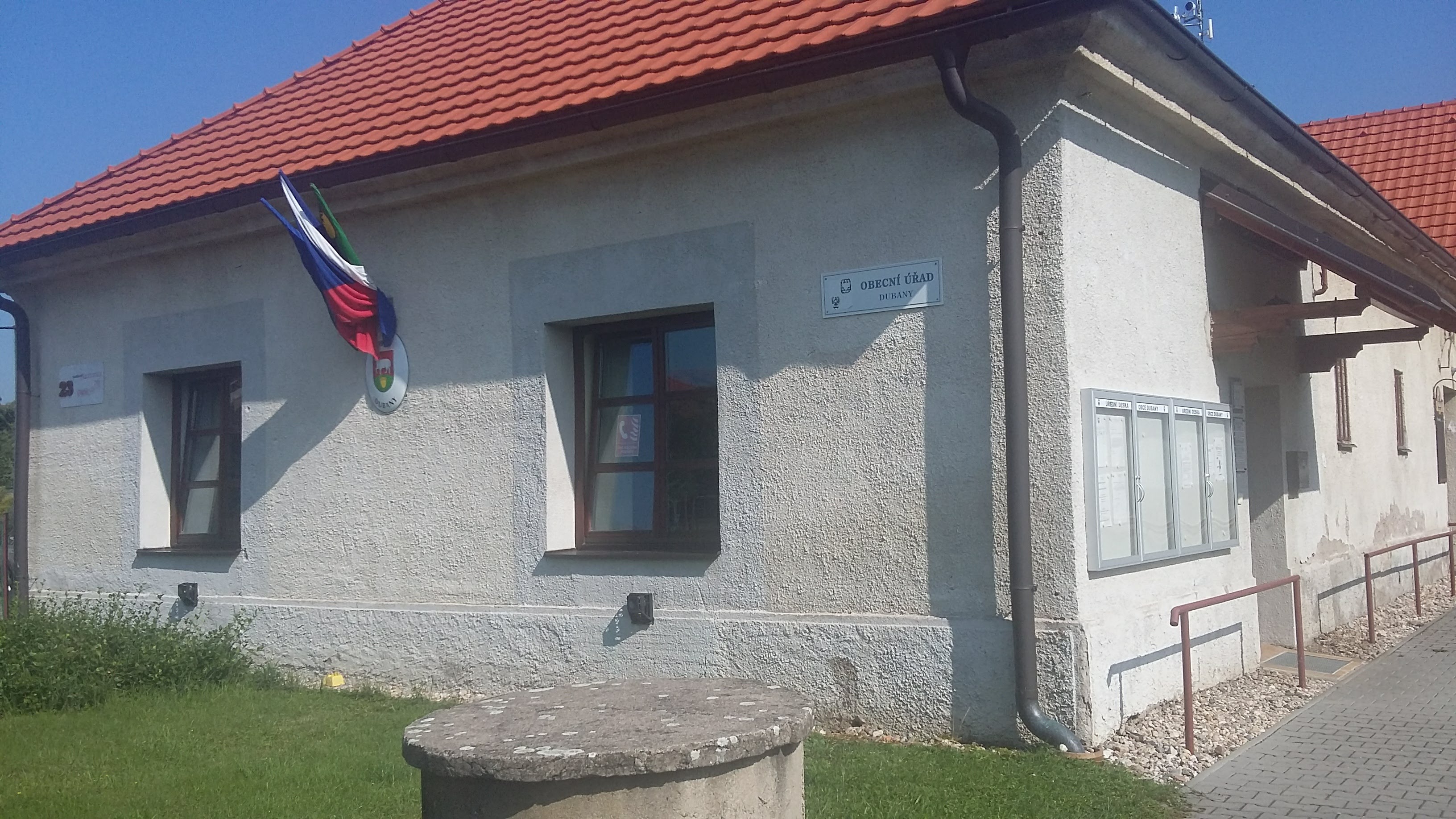 Dubany - obecní úřad