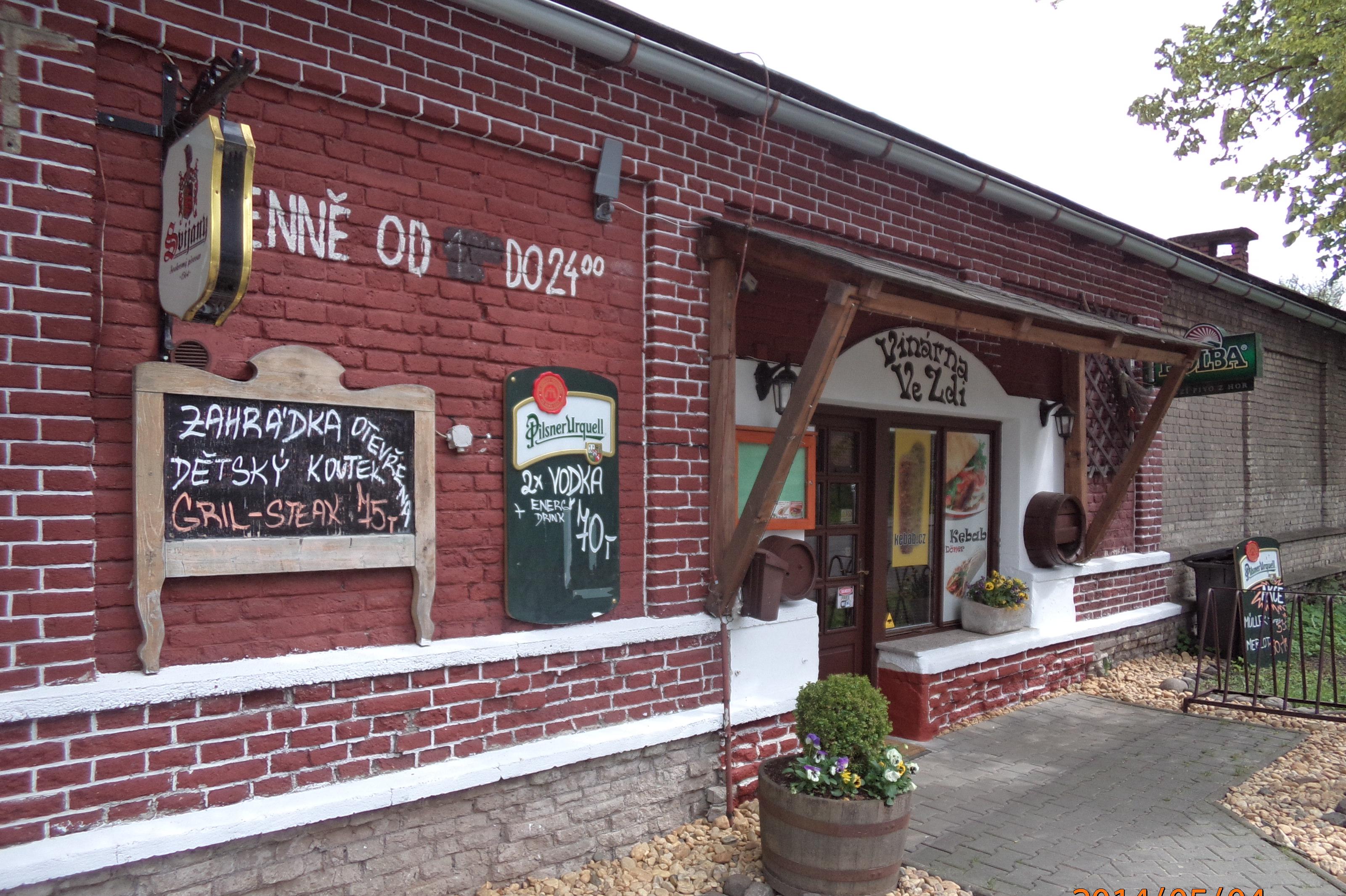 Restaurace Vinárna Ve Zdi