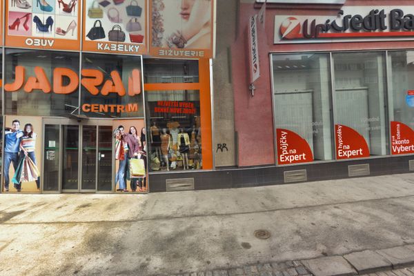 Bankomat Unicredit Bank Czech Republic Brno Kralovo Pole Firmy Cz