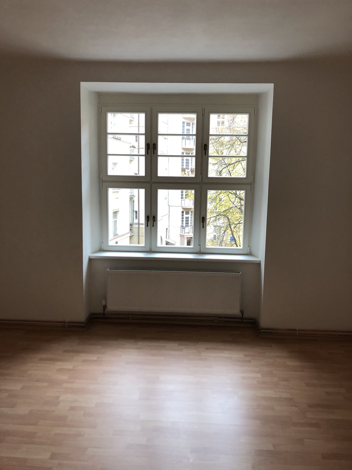 CREATIVE okna-dveře