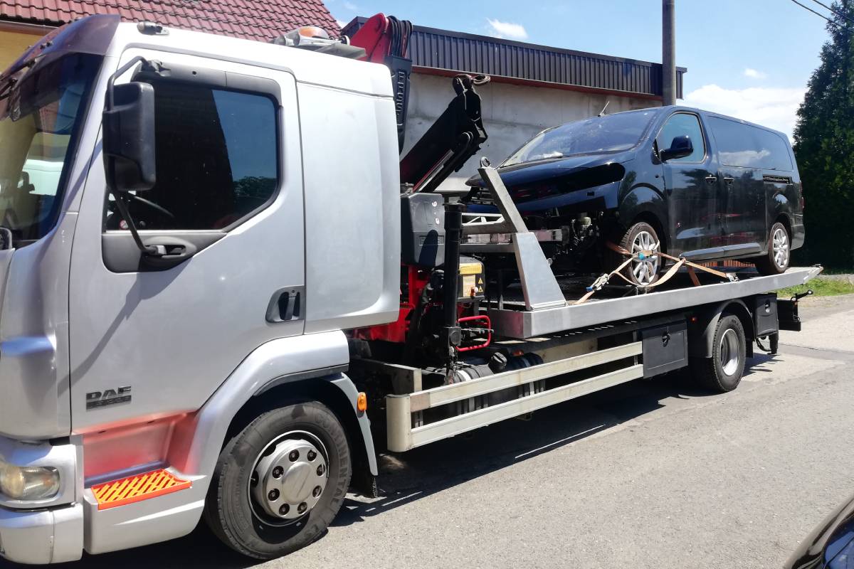 Jindřich Hošta - odtahové služby