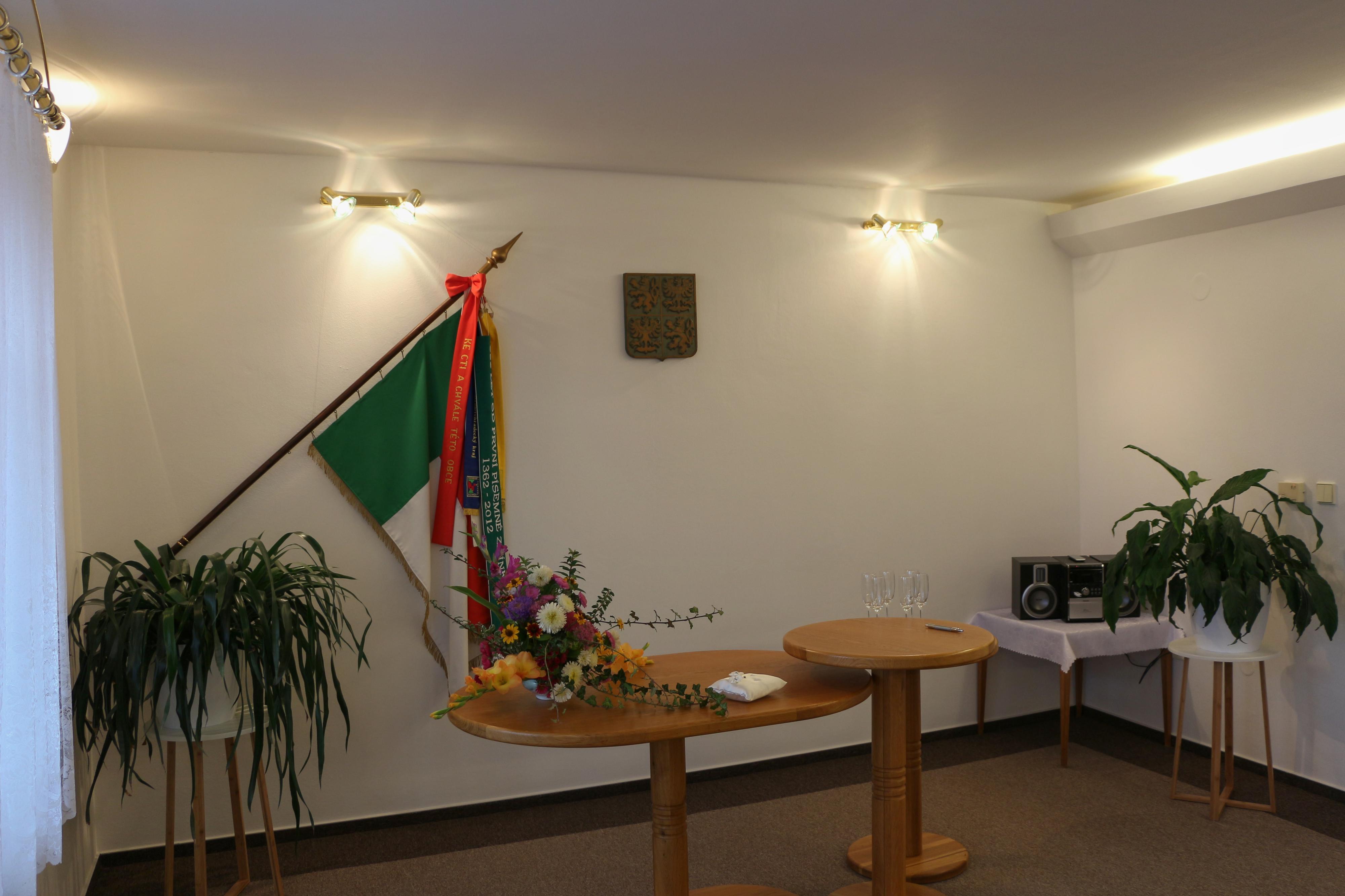 Nový Hrádek - úřad městyse foto 5
