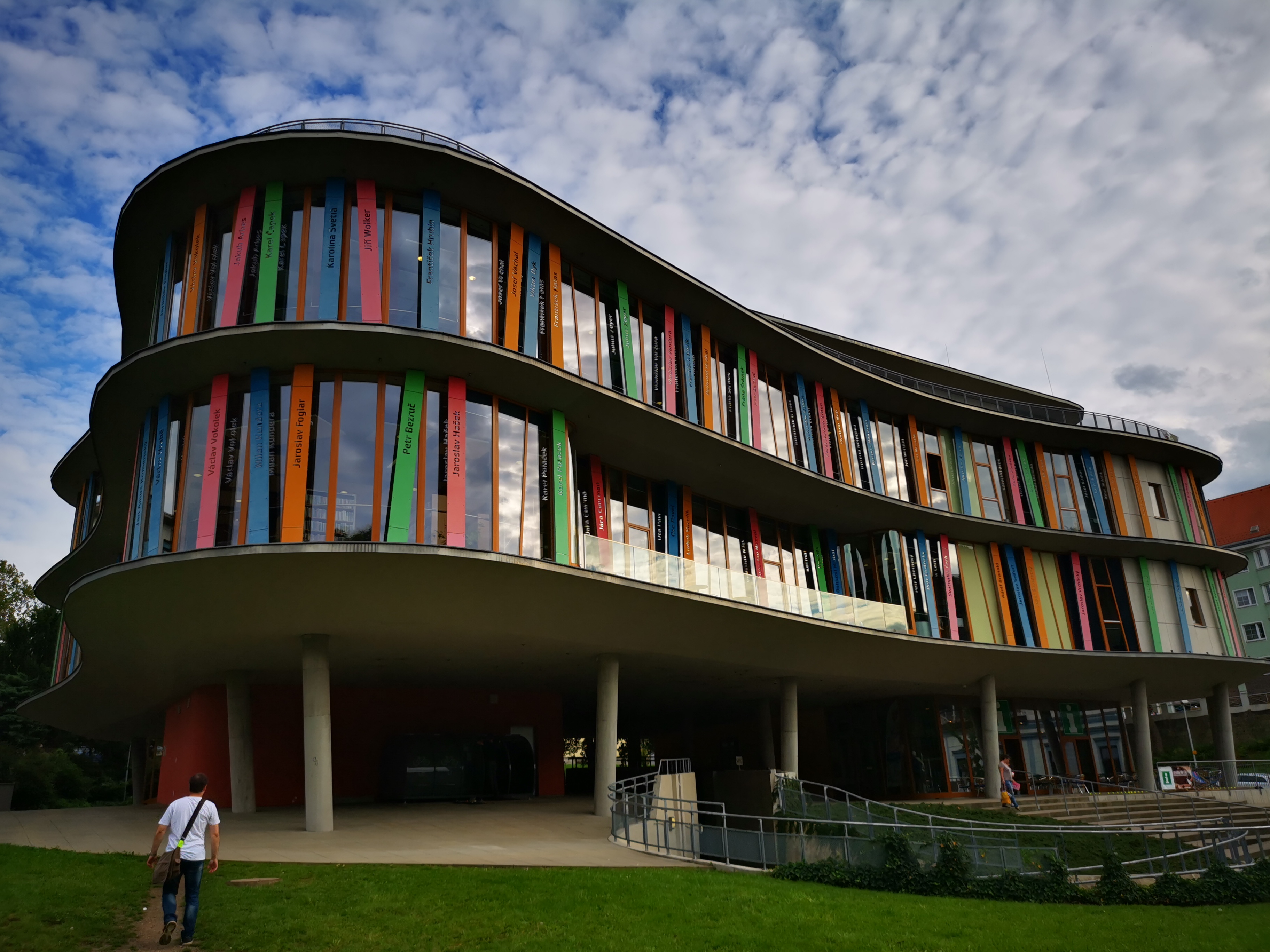 Městská knihovna Děčín, p. o. foto 6