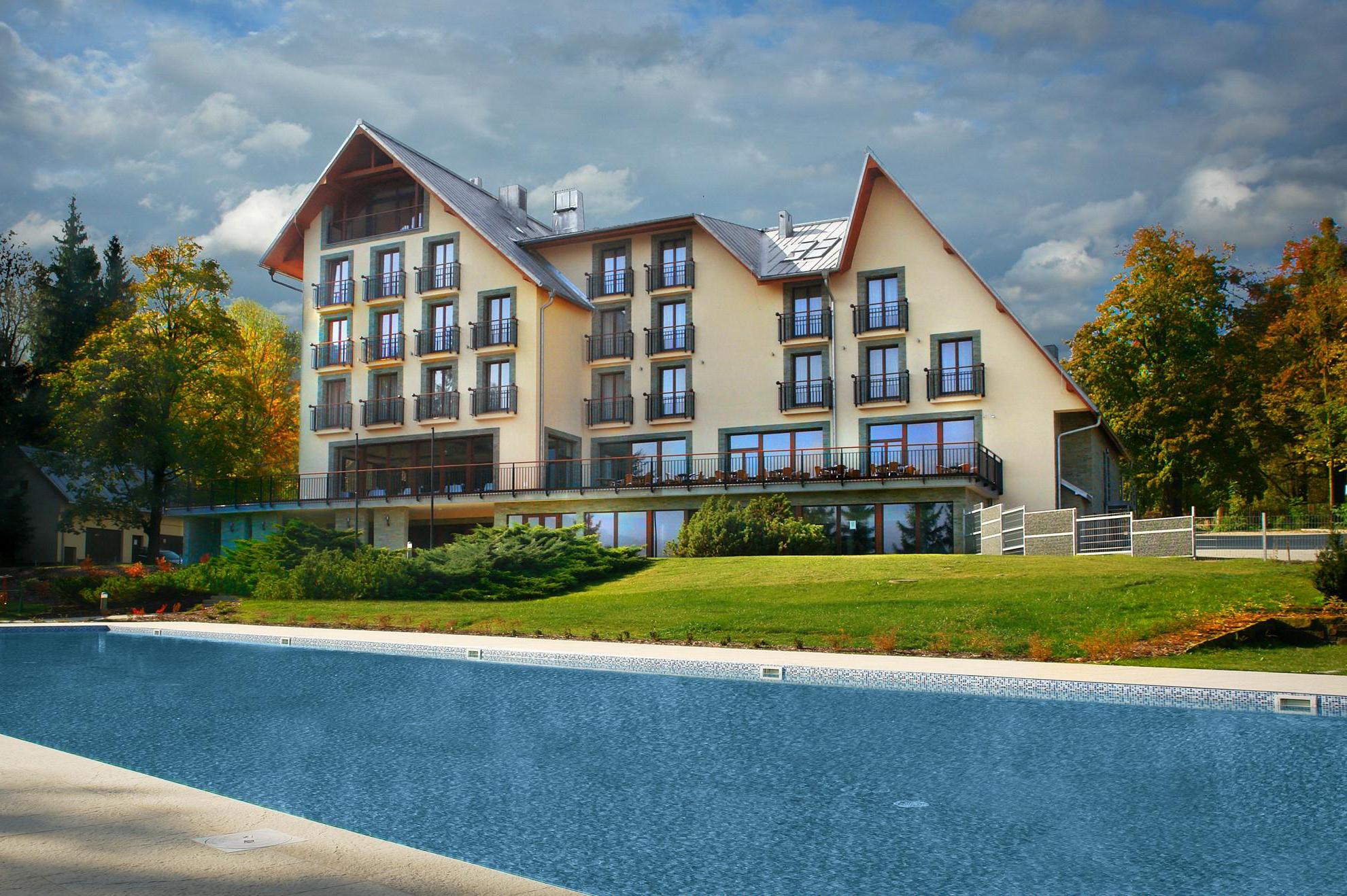 BELTINE forest hotel